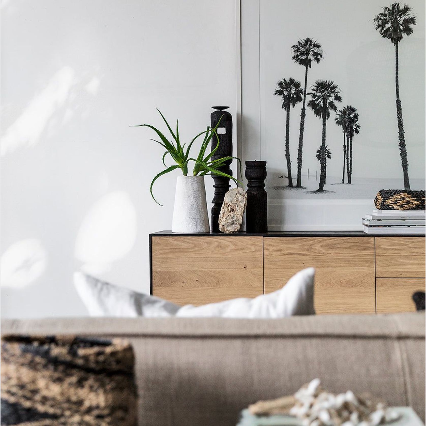Ethnicraft / Oak Blackbird Sideboard gallery detail image