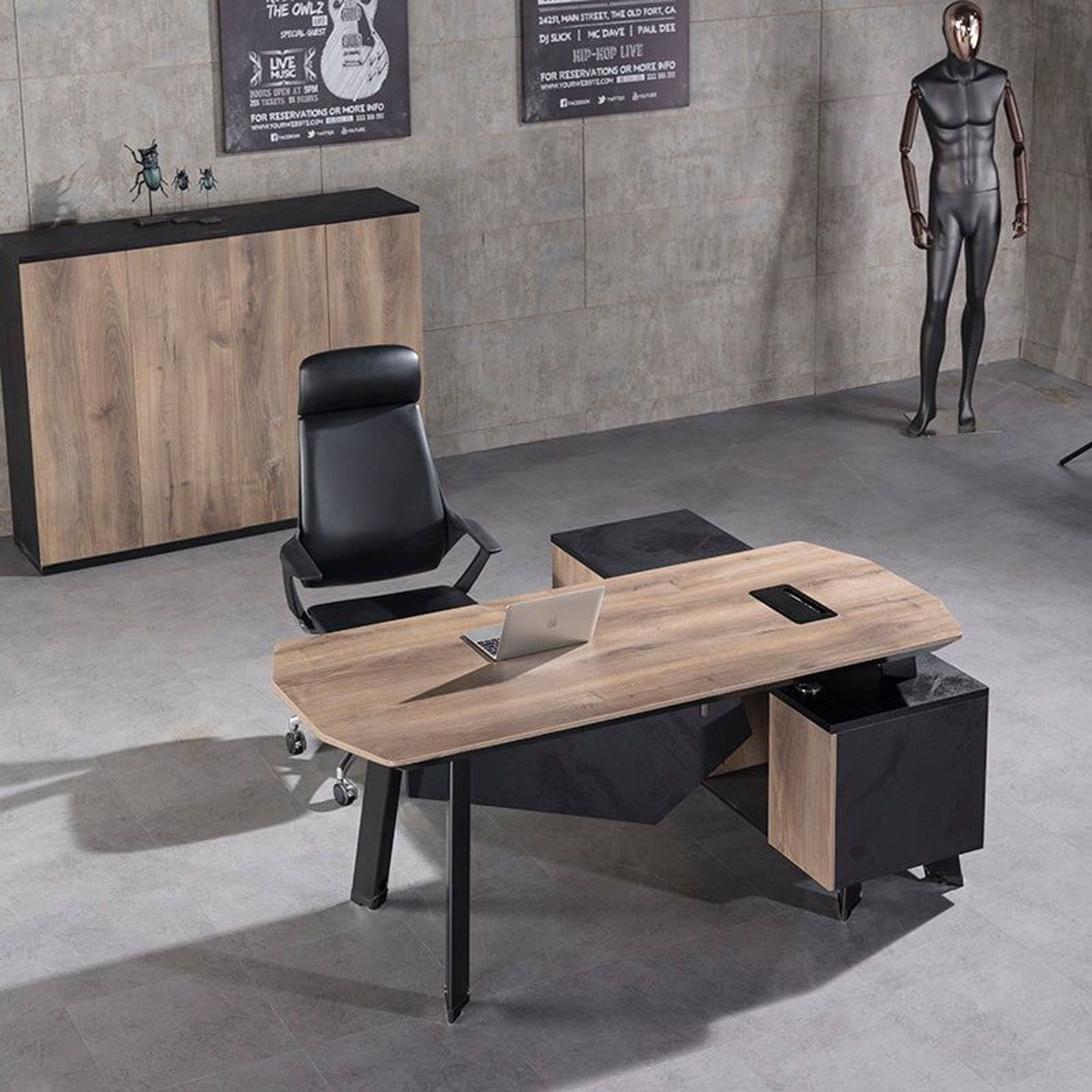 ARTO Executive Office Desk with Reversible Return 1.8M - 2.0M - Warm Oak & Black gallery detail image