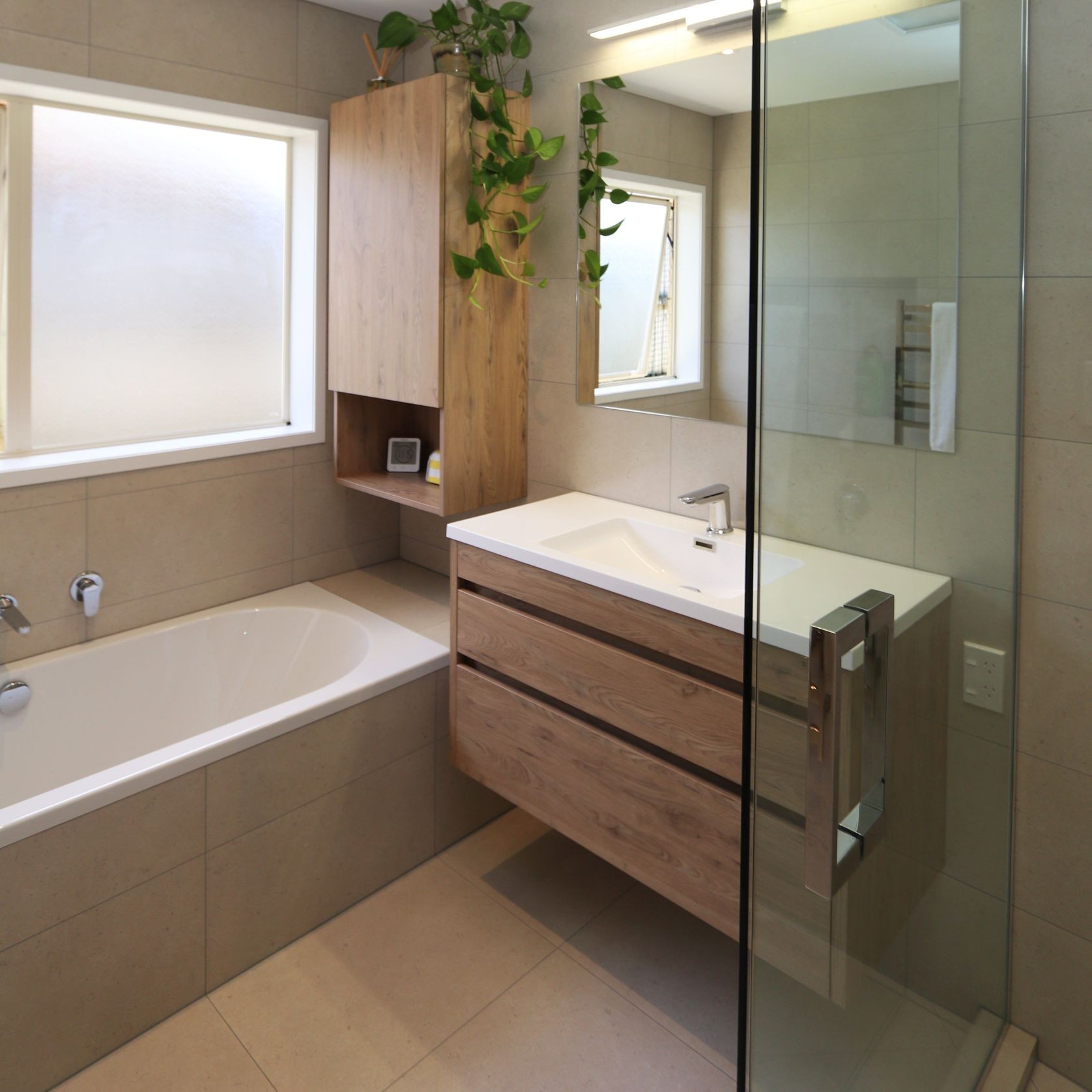Code Lux 900 2 Drawer Wall Hung Vanity Range gallery detail image