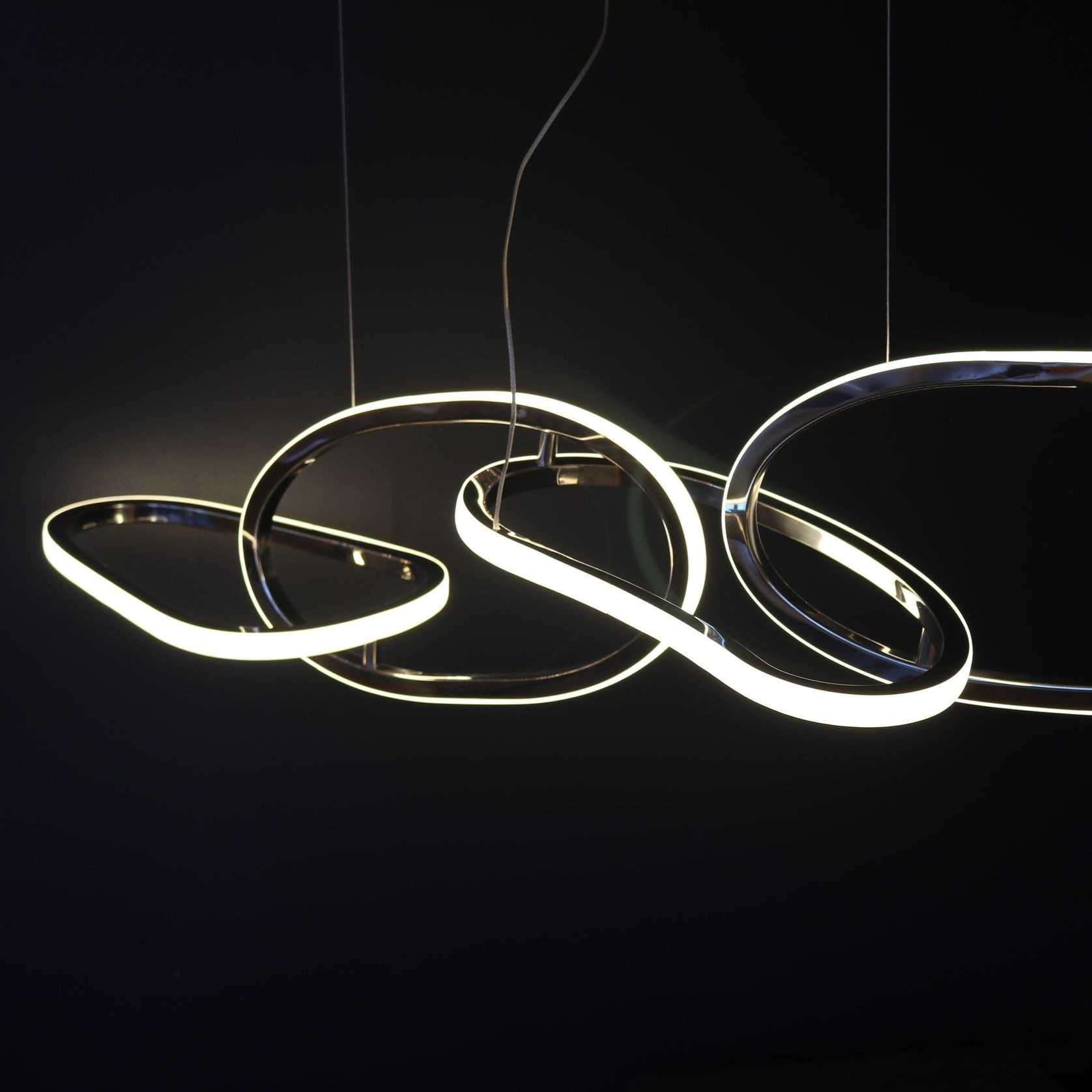 Curva Pendant - Chrome gallery detail image