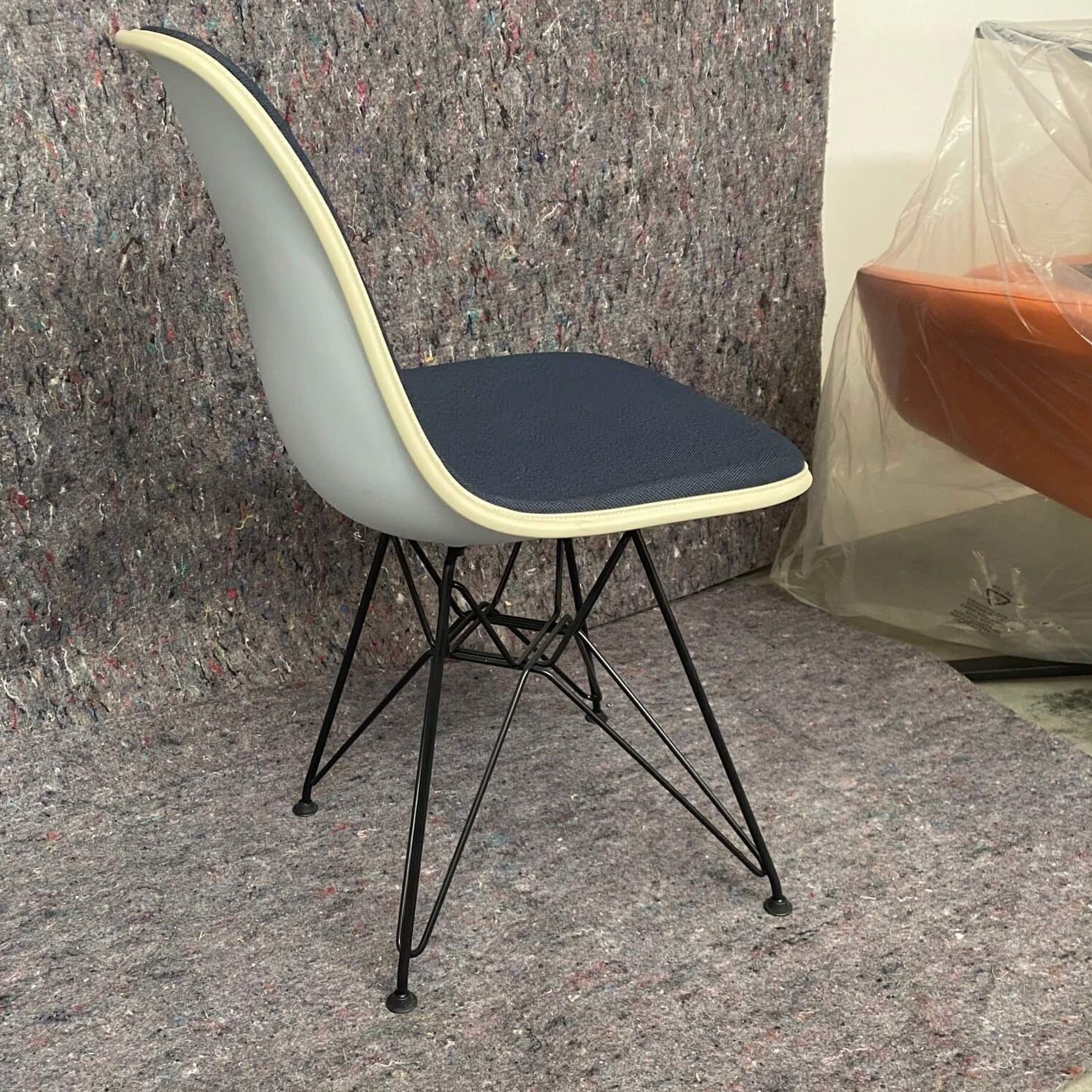 Eames Eiffel Chair gallery detail image