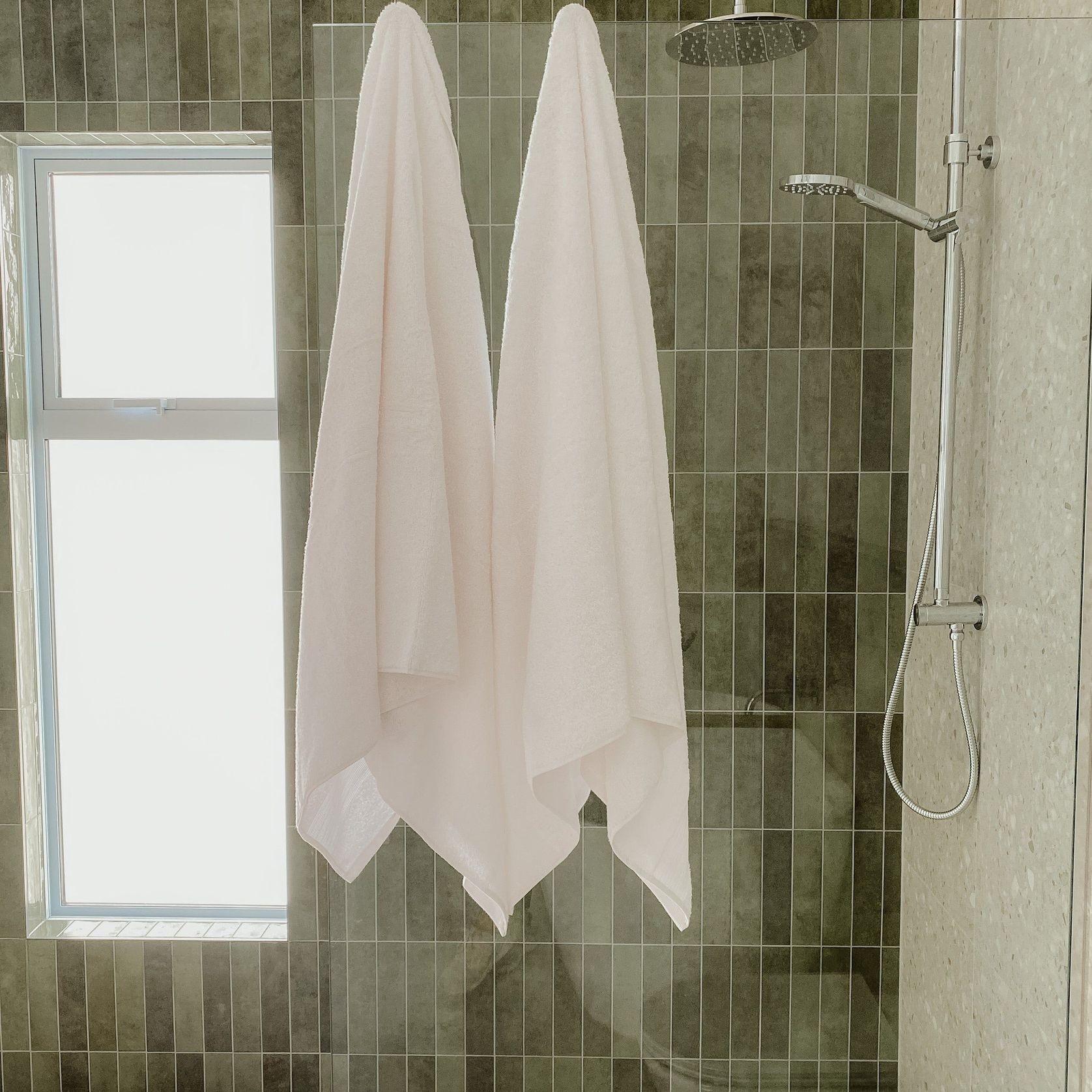CODE Versa Shower Screen Hooks - 7 Colours gallery detail image