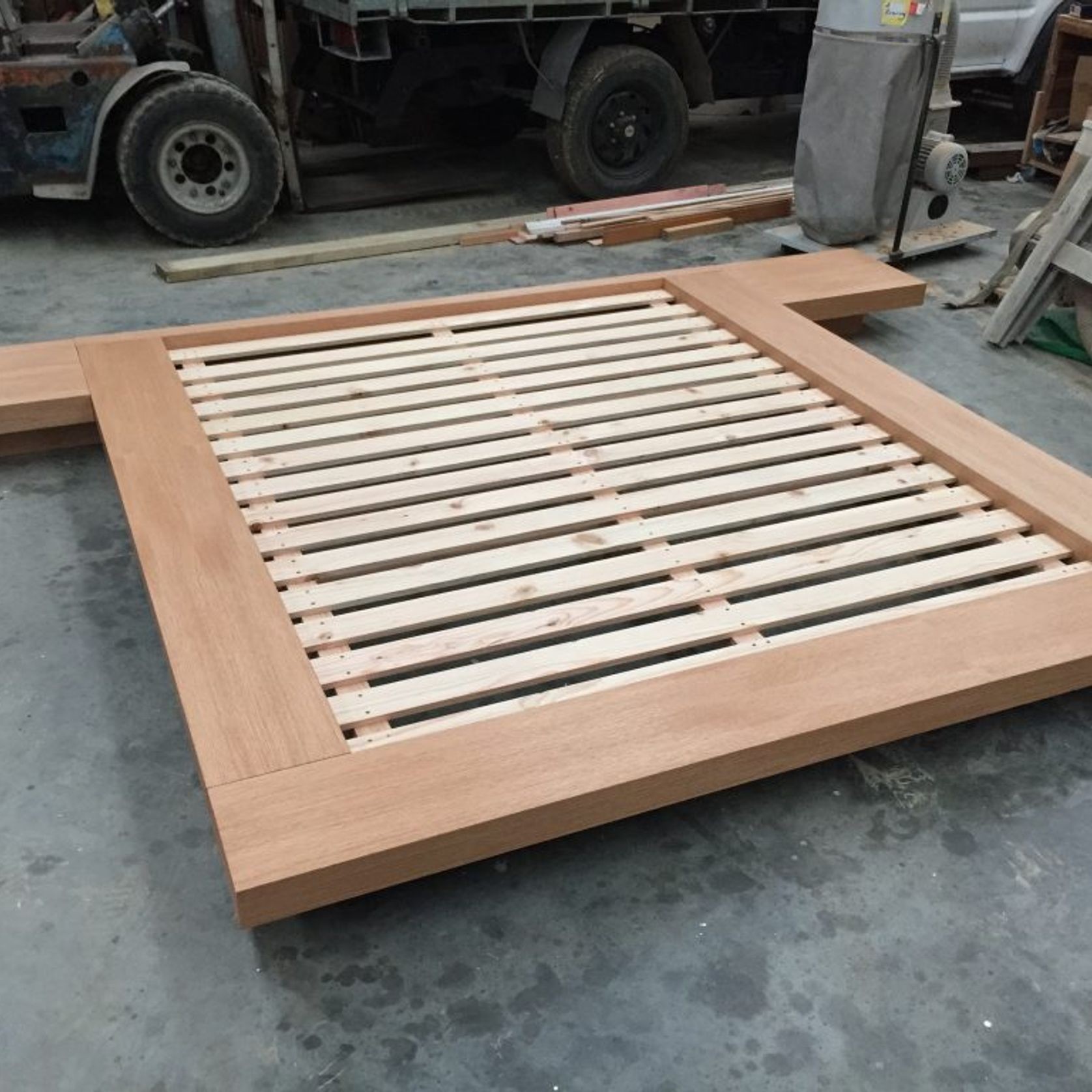 Floating Oak Bed gallery detail image