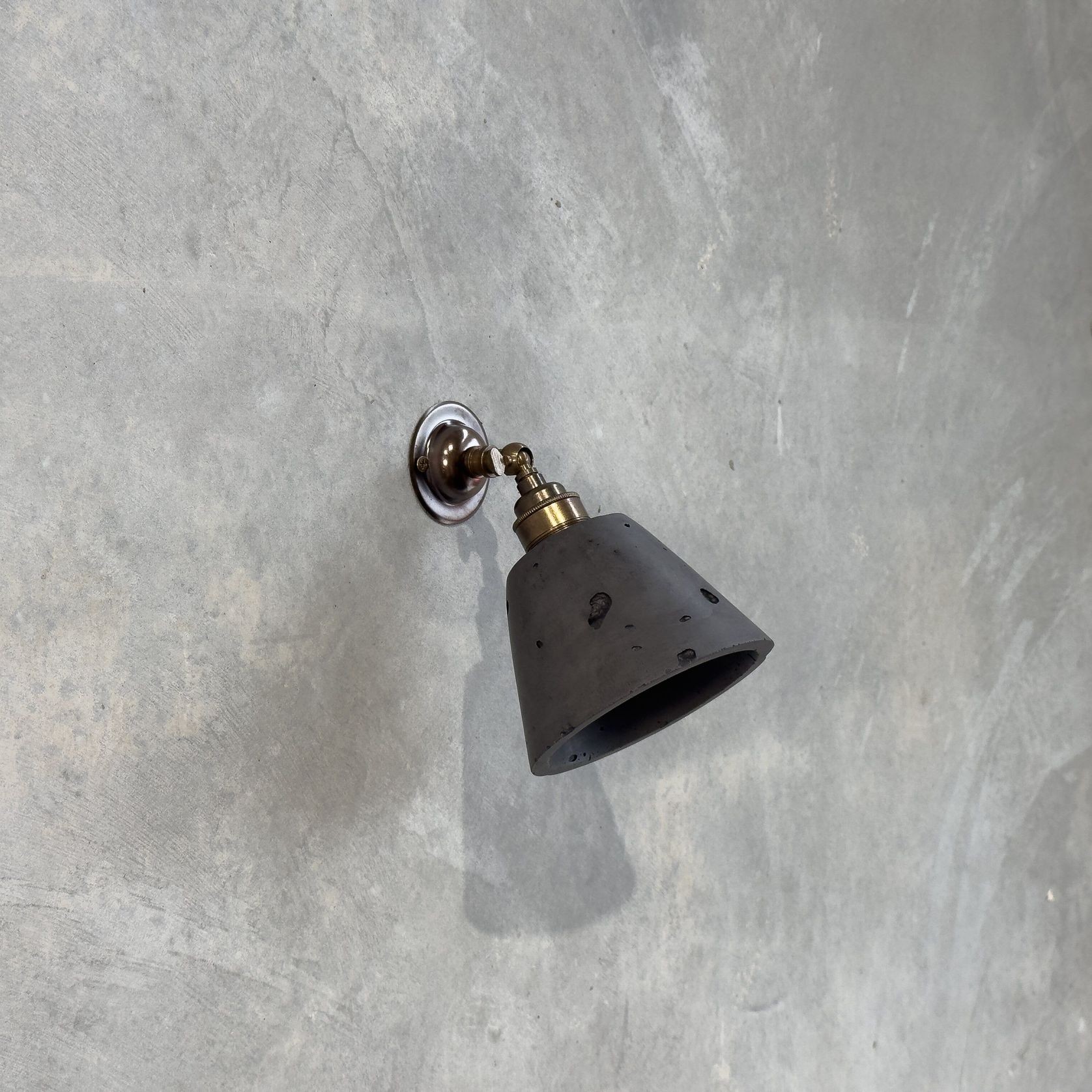 Mod Wall Light with Knuckle gallery detail image
