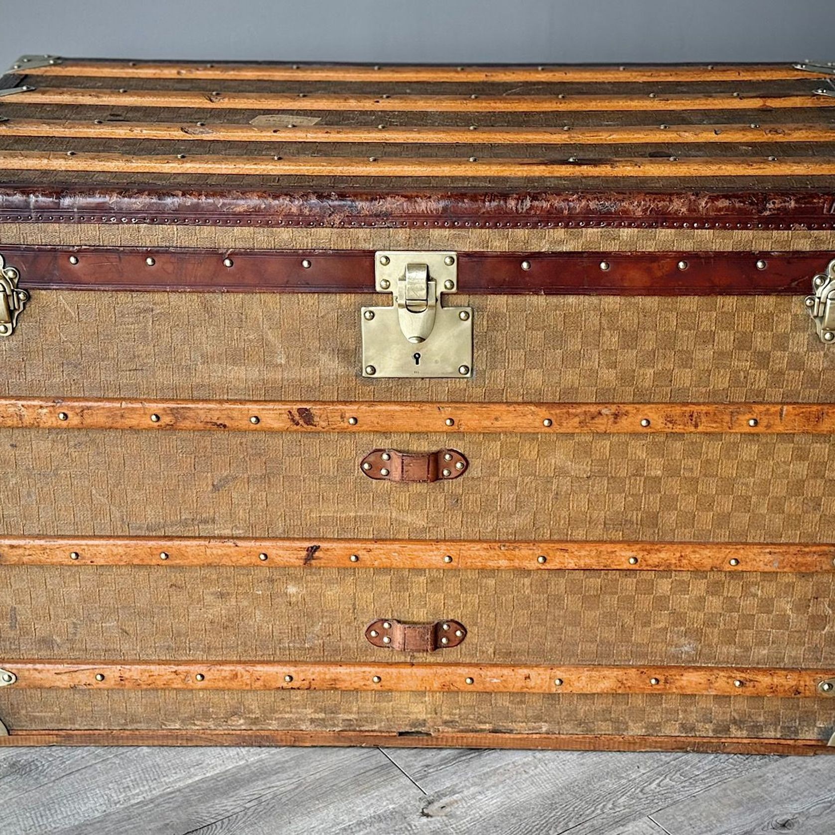 Antique French Travelling Trunk gallery detail image