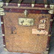 Antique French Travelling Trunk gallery detail image