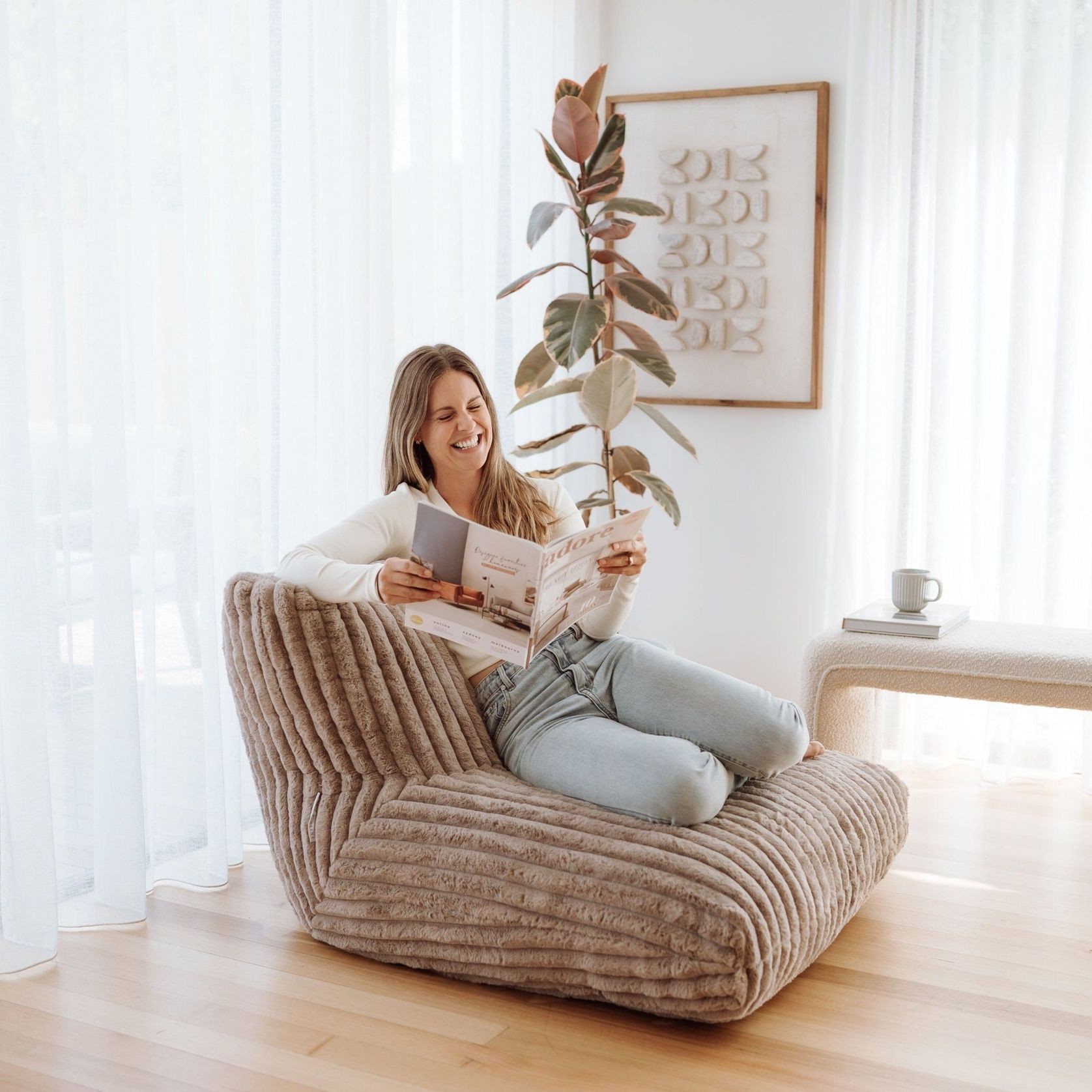 DreamPod® Lounger - Taupe gallery detail image