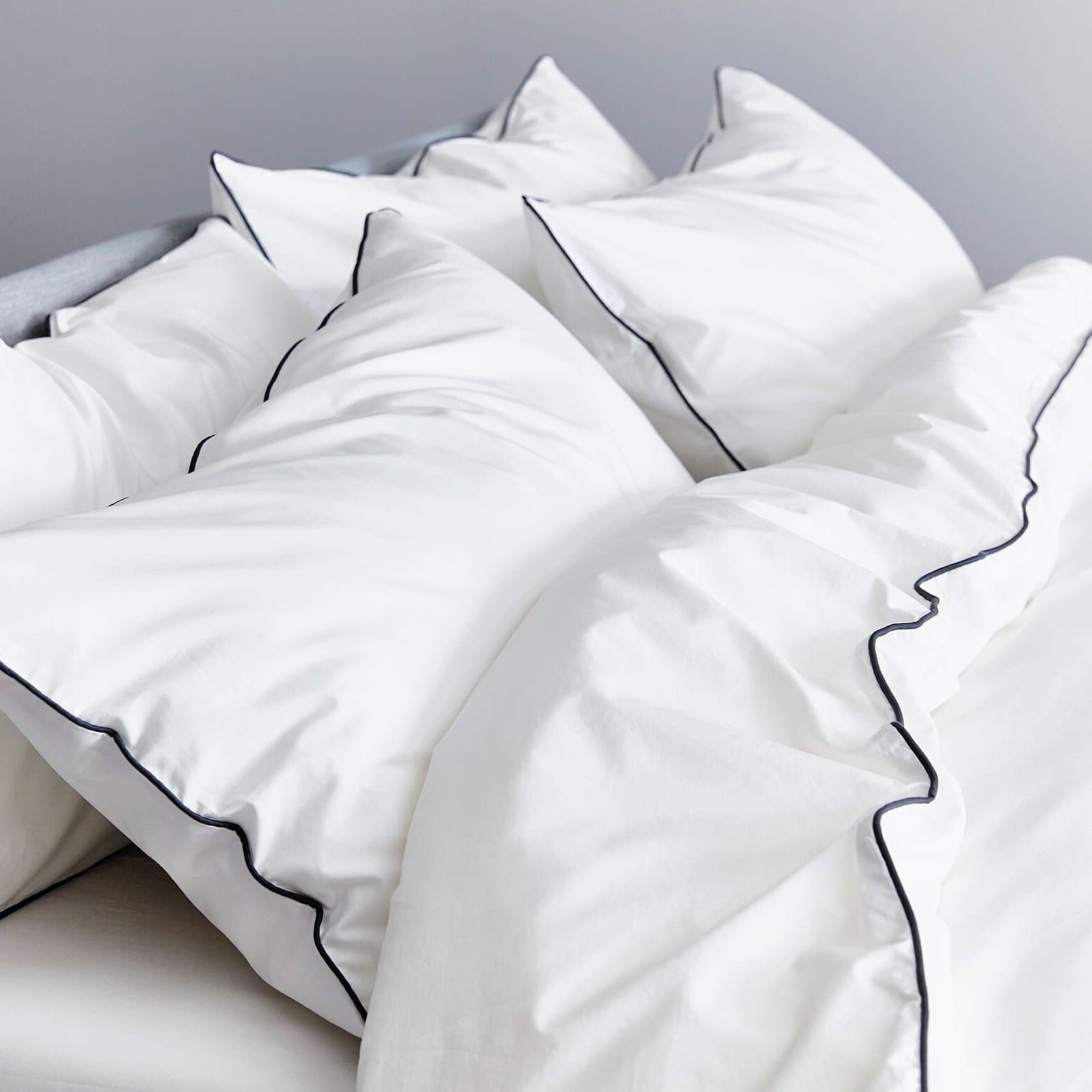 Plaza Collection White Quilt Cover Set - Black Piping gallery detail image