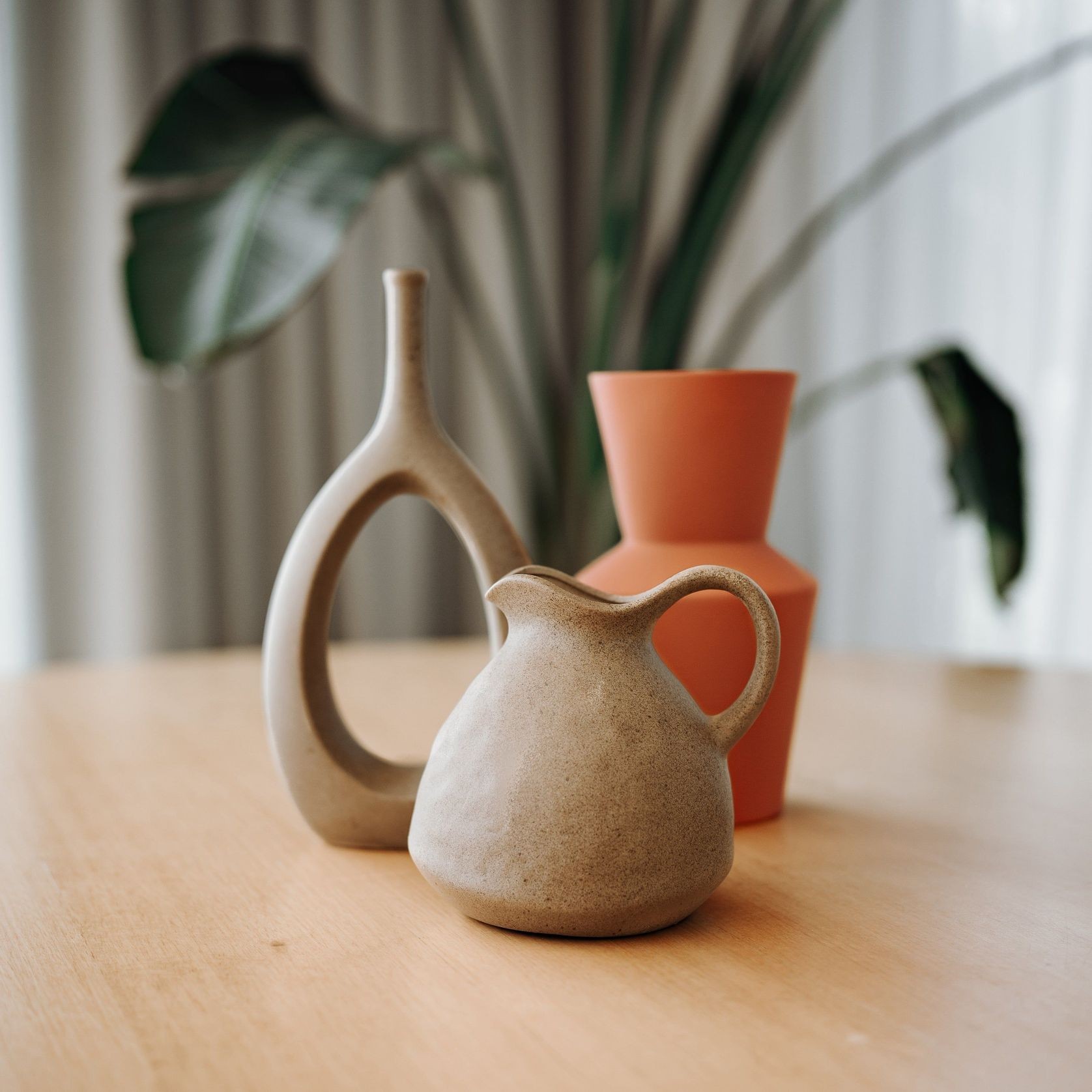 Holly | Ceramic Vessel gallery detail image