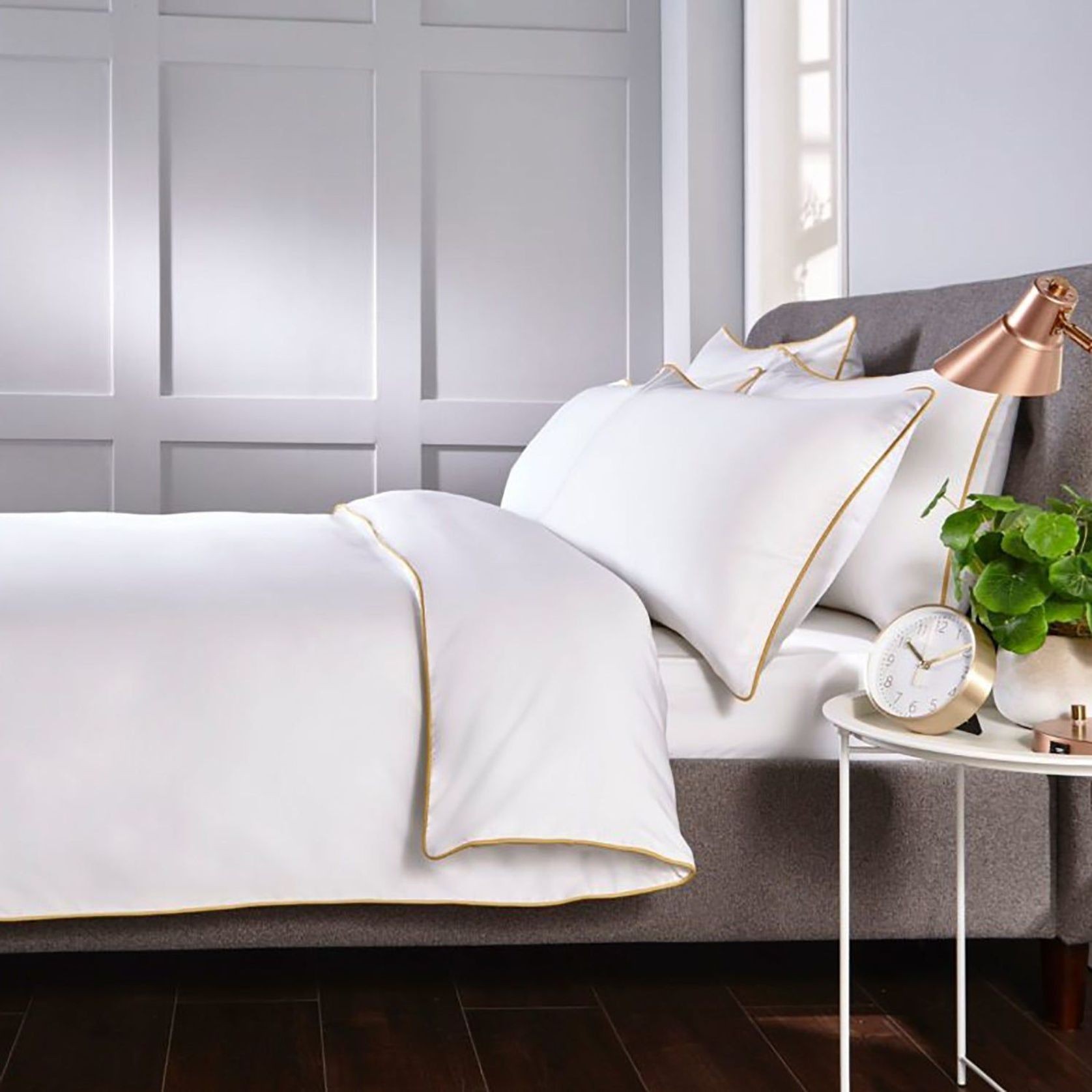 Plaza Collection White Quilt Cover Set - Gold Piping gallery detail image
