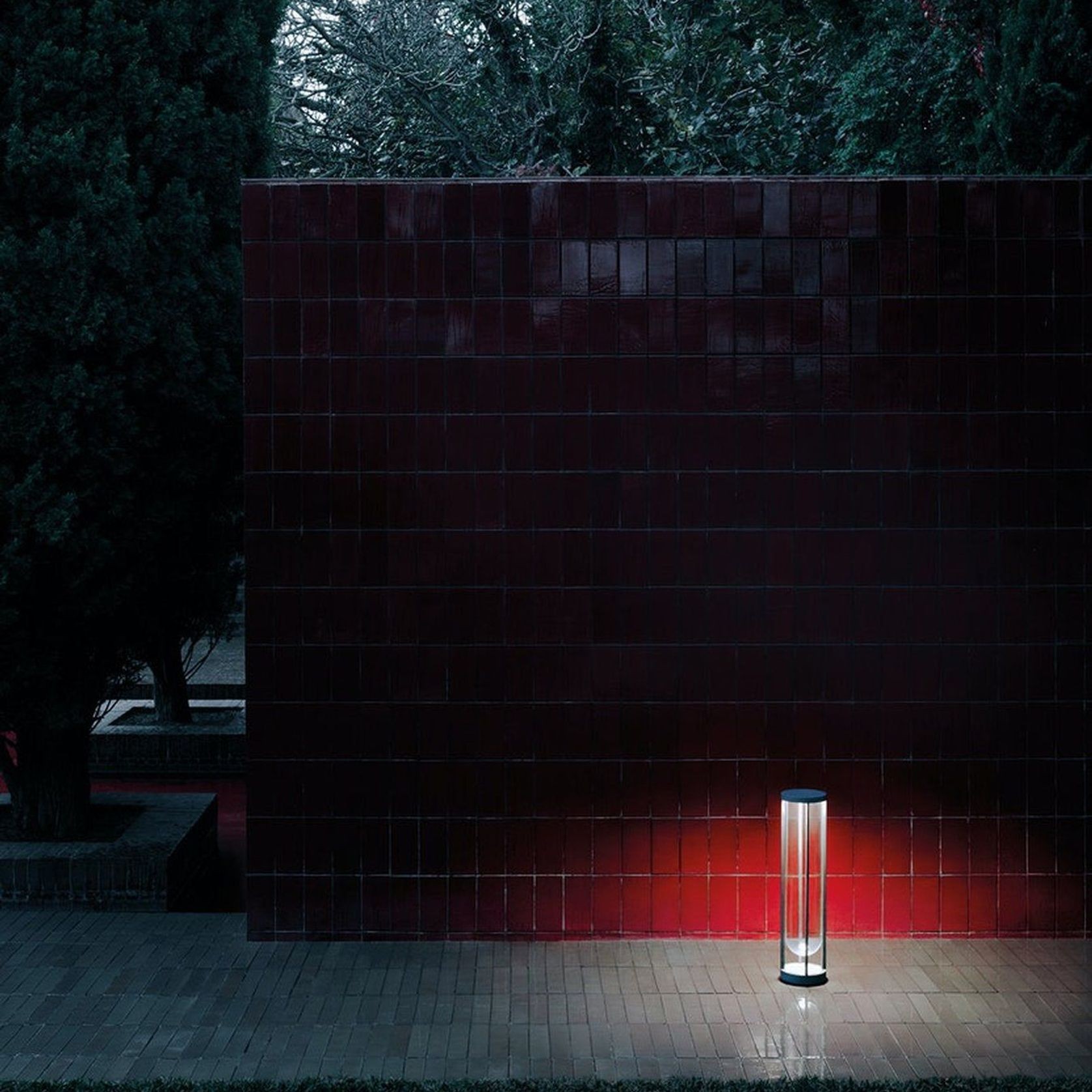 In Vitro Bollard gallery detail image