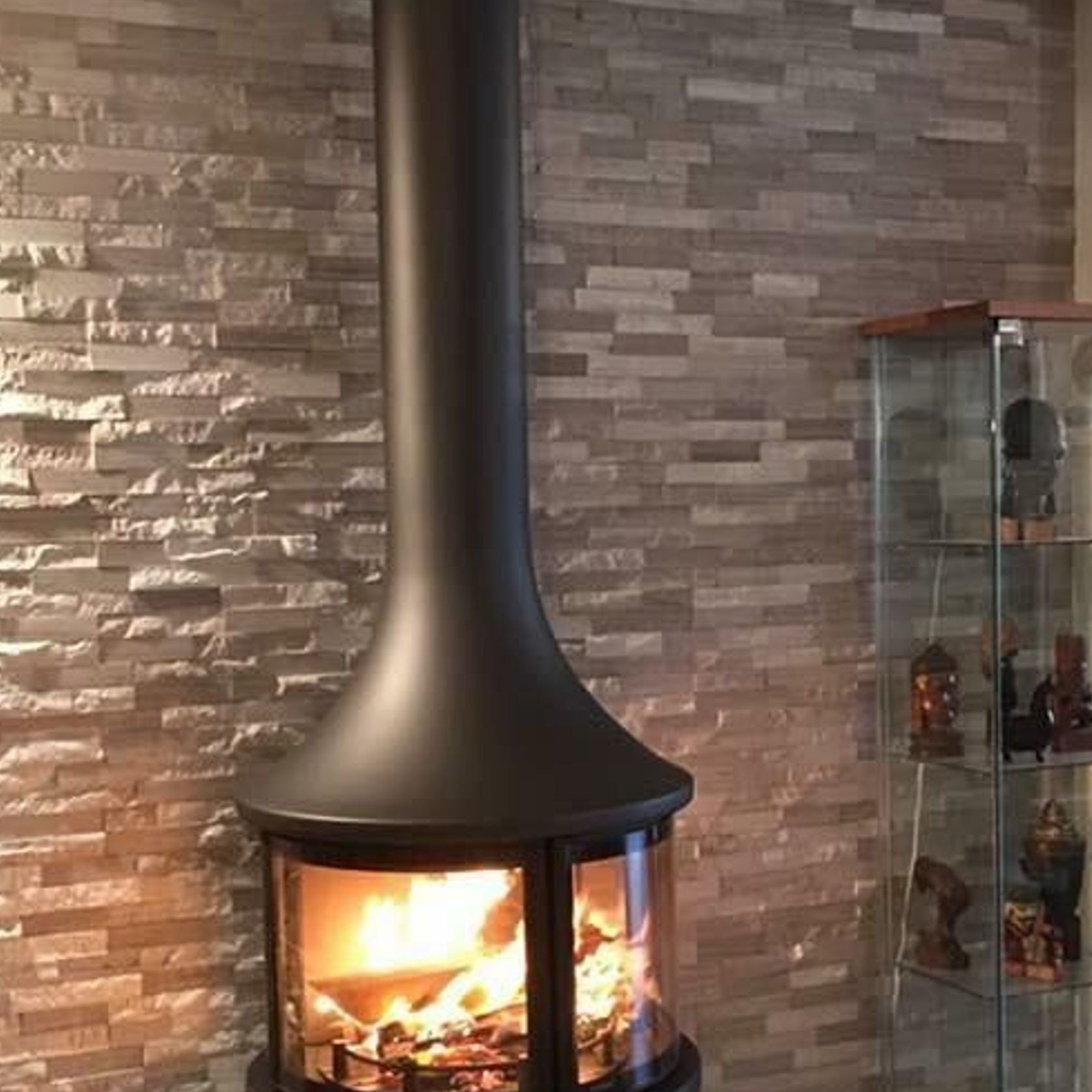 Jc Bordelet Lea 998 Suspended Fireplace gallery detail image