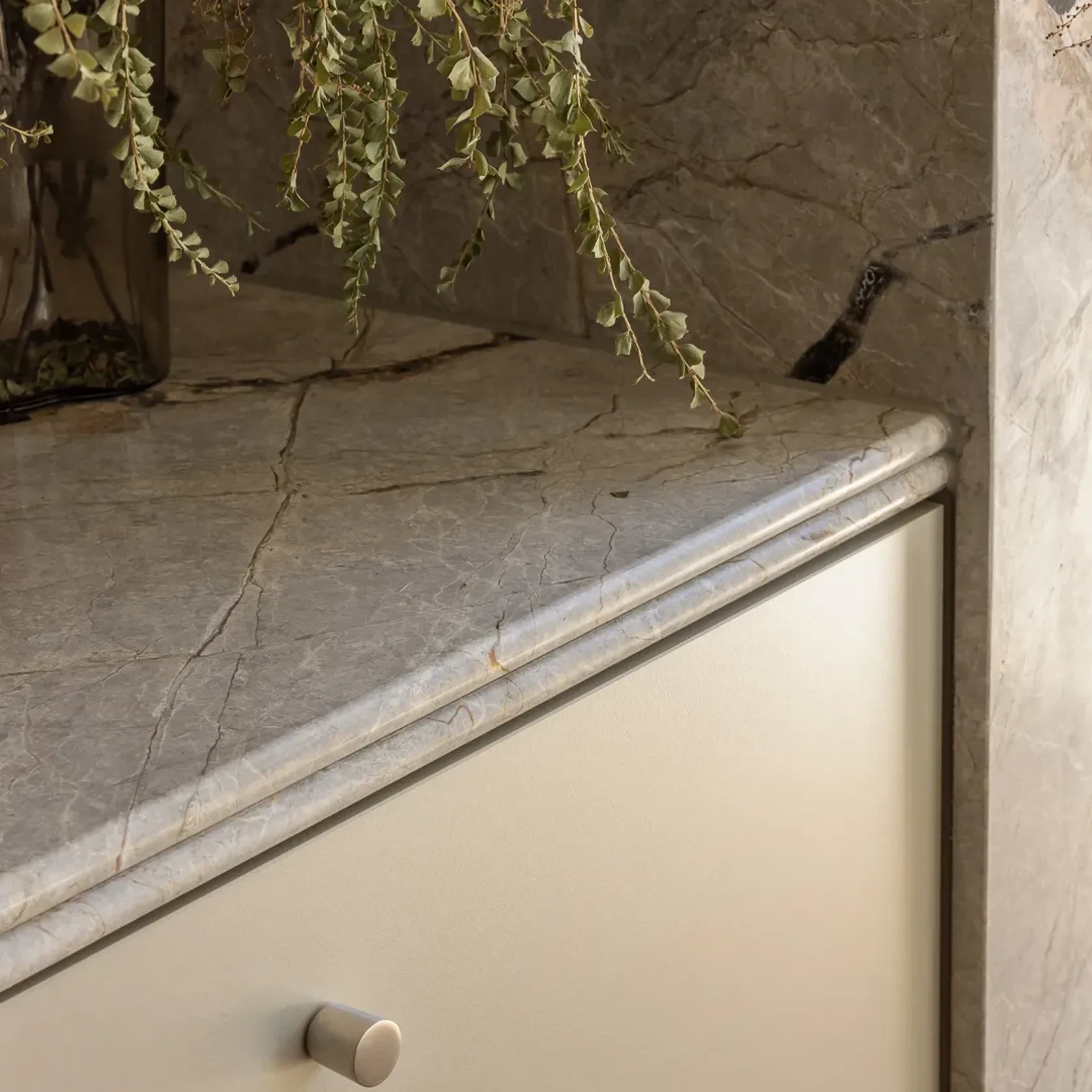 Silver Root Marble Benchtop gallery detail image