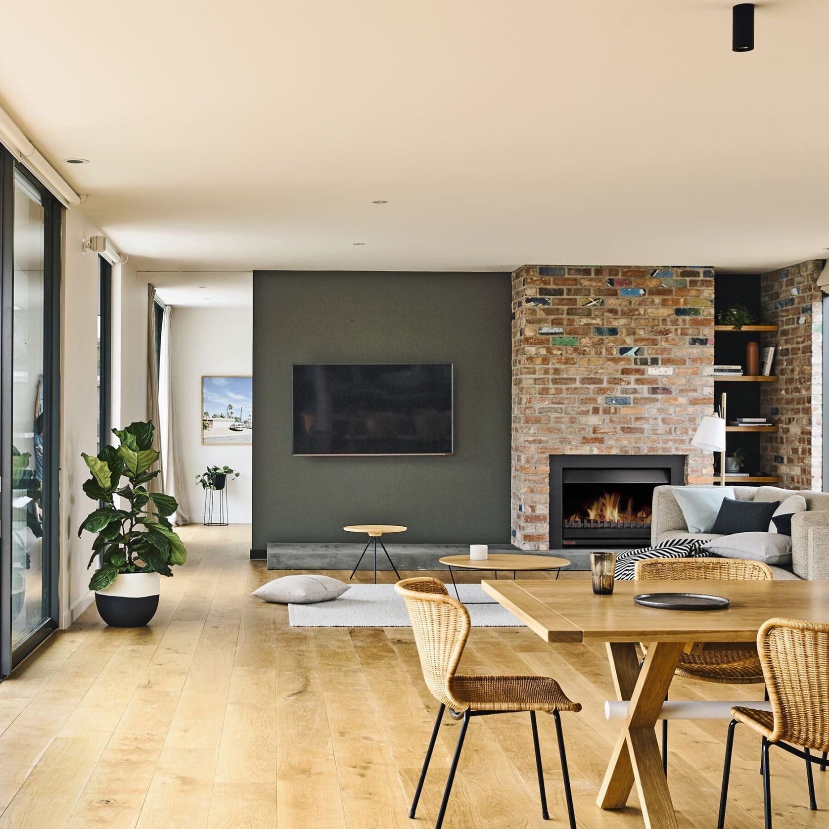Open Wood Universal Fireplaces gallery detail image