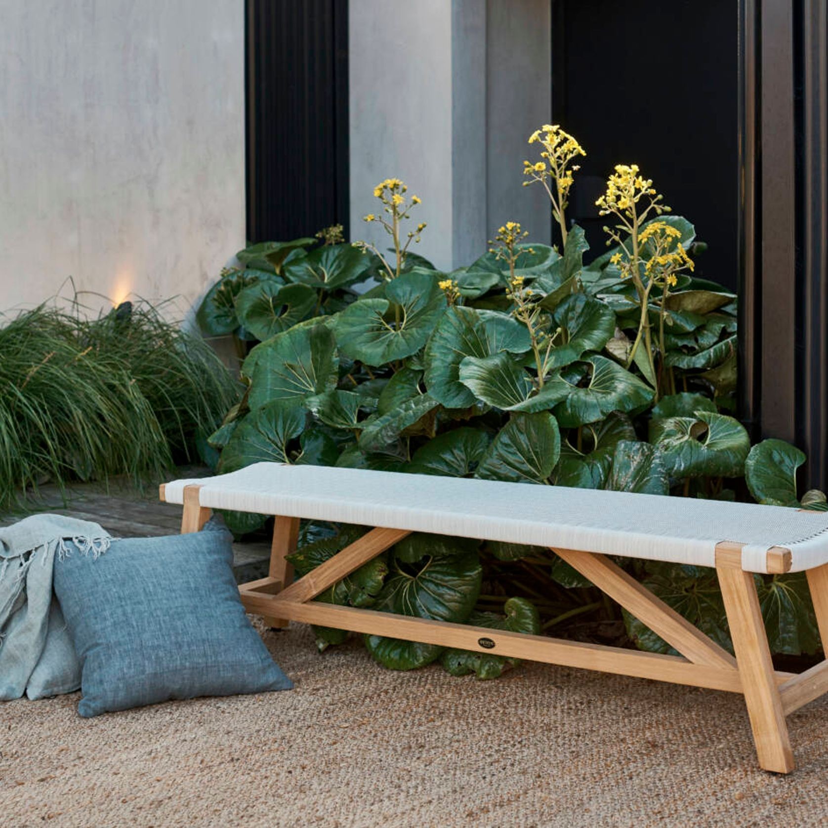 Jackson Bench 1400mm  | Outdoor Furniture gallery detail image