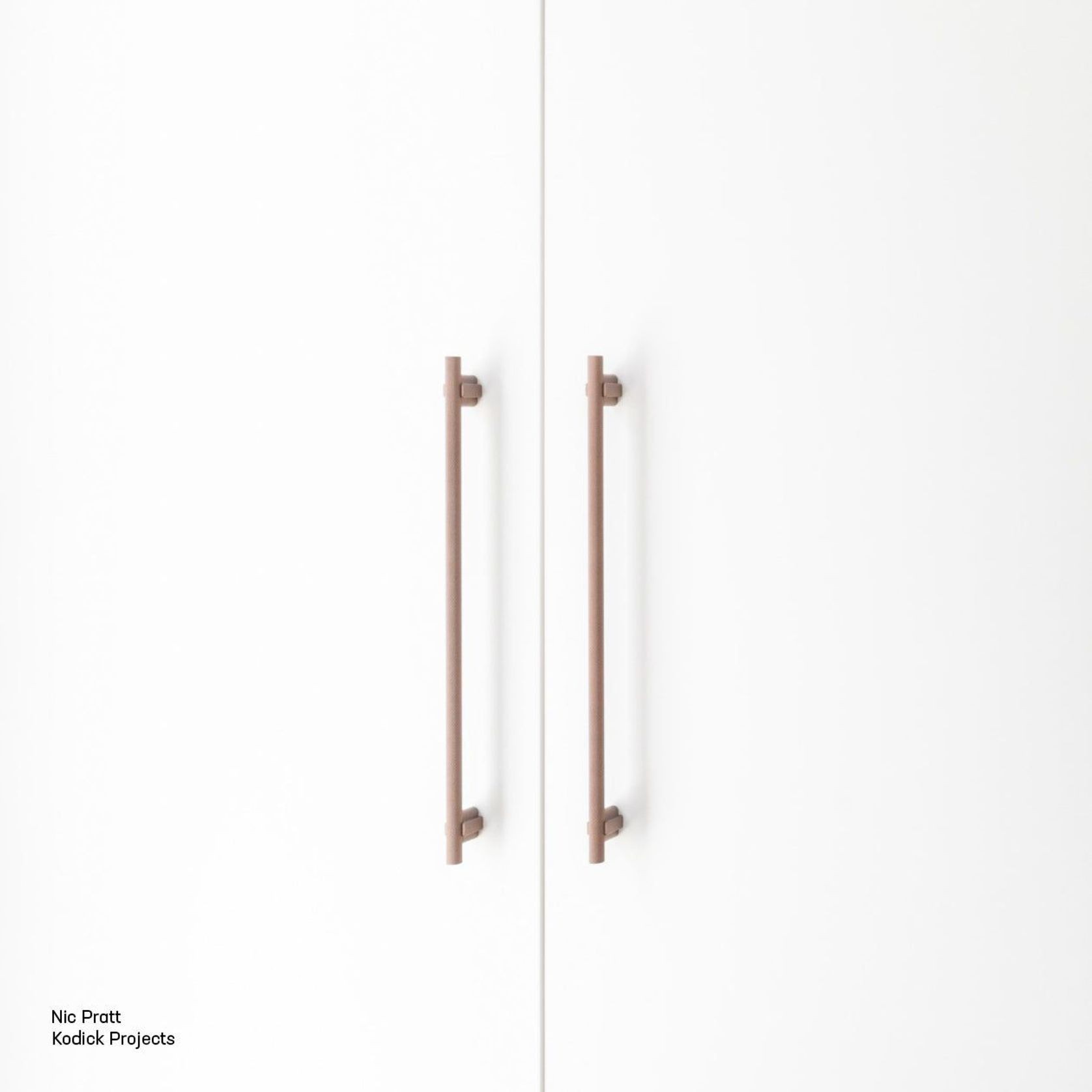 Arezzo Knurled Bar Handle - Bar Only gallery detail image