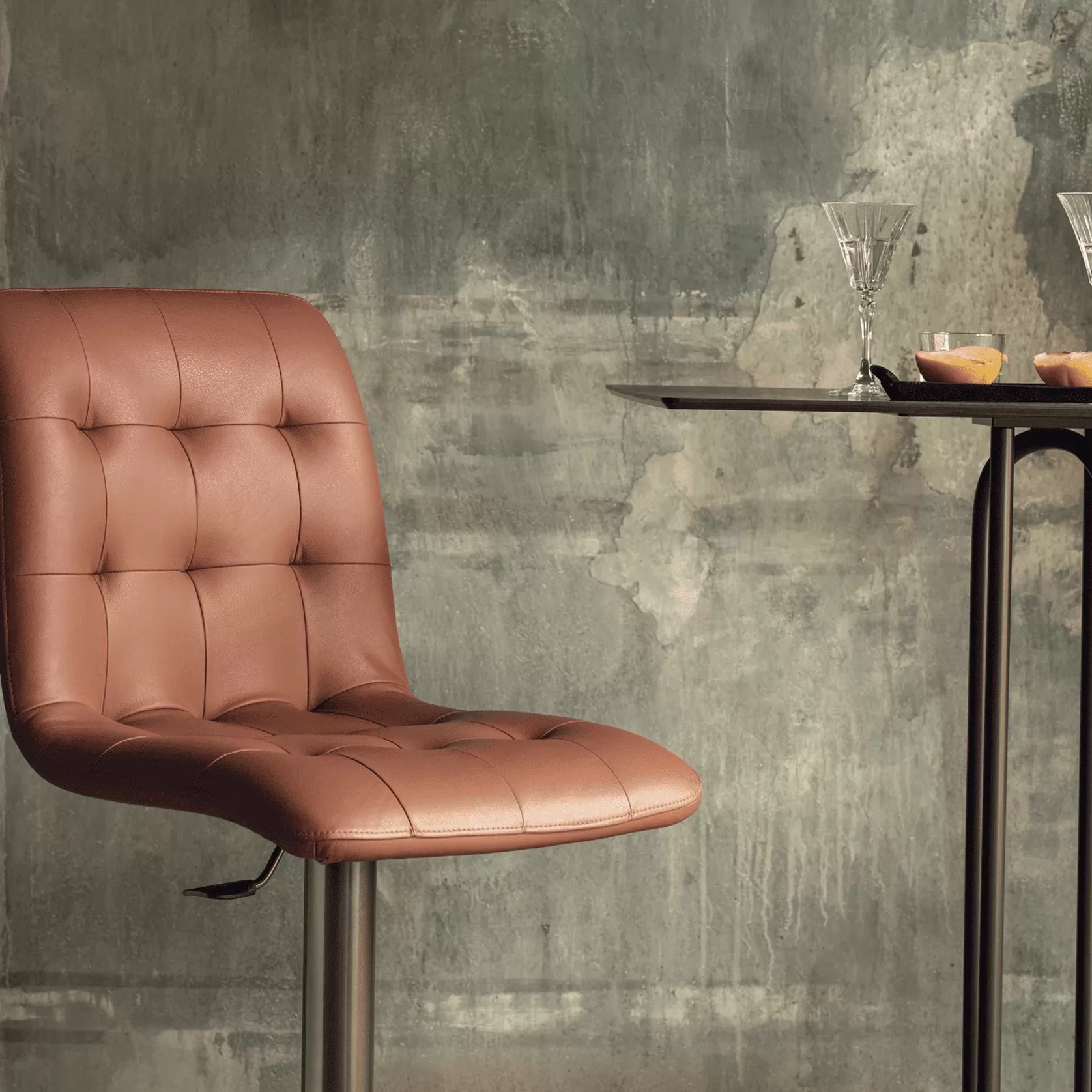 Kuga Barstool gallery detail image