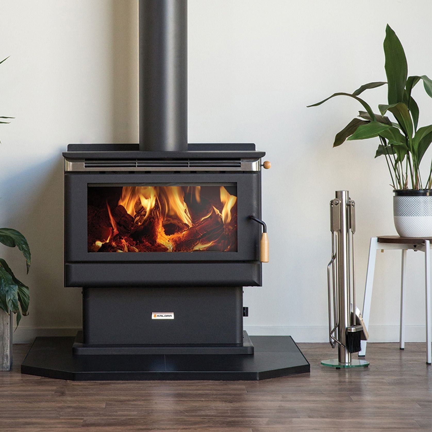 Kalora 600C Freestanding Wood Heater gallery detail image