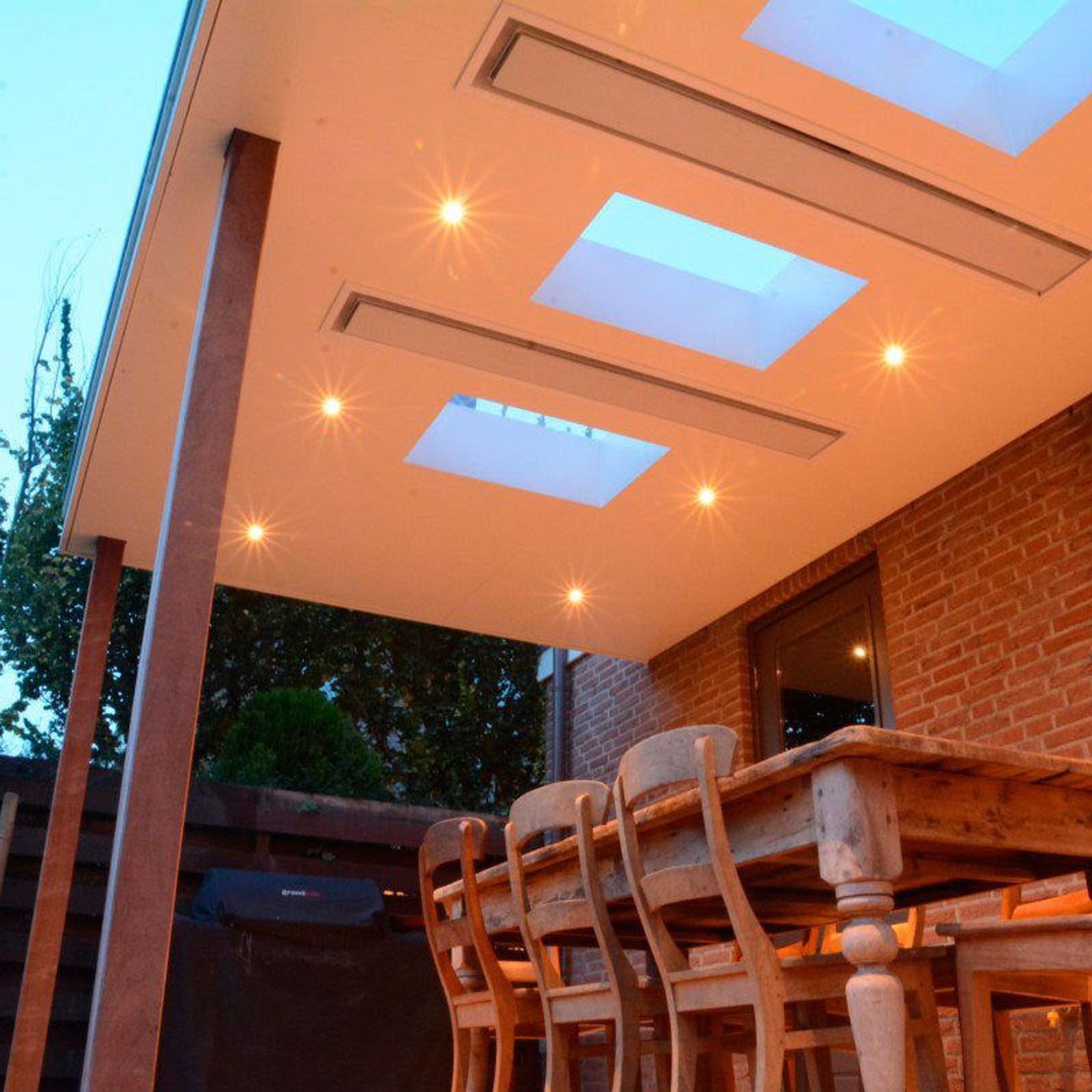 HEATSTRIP Elegance With Remote Flush Mount Kit gallery detail image