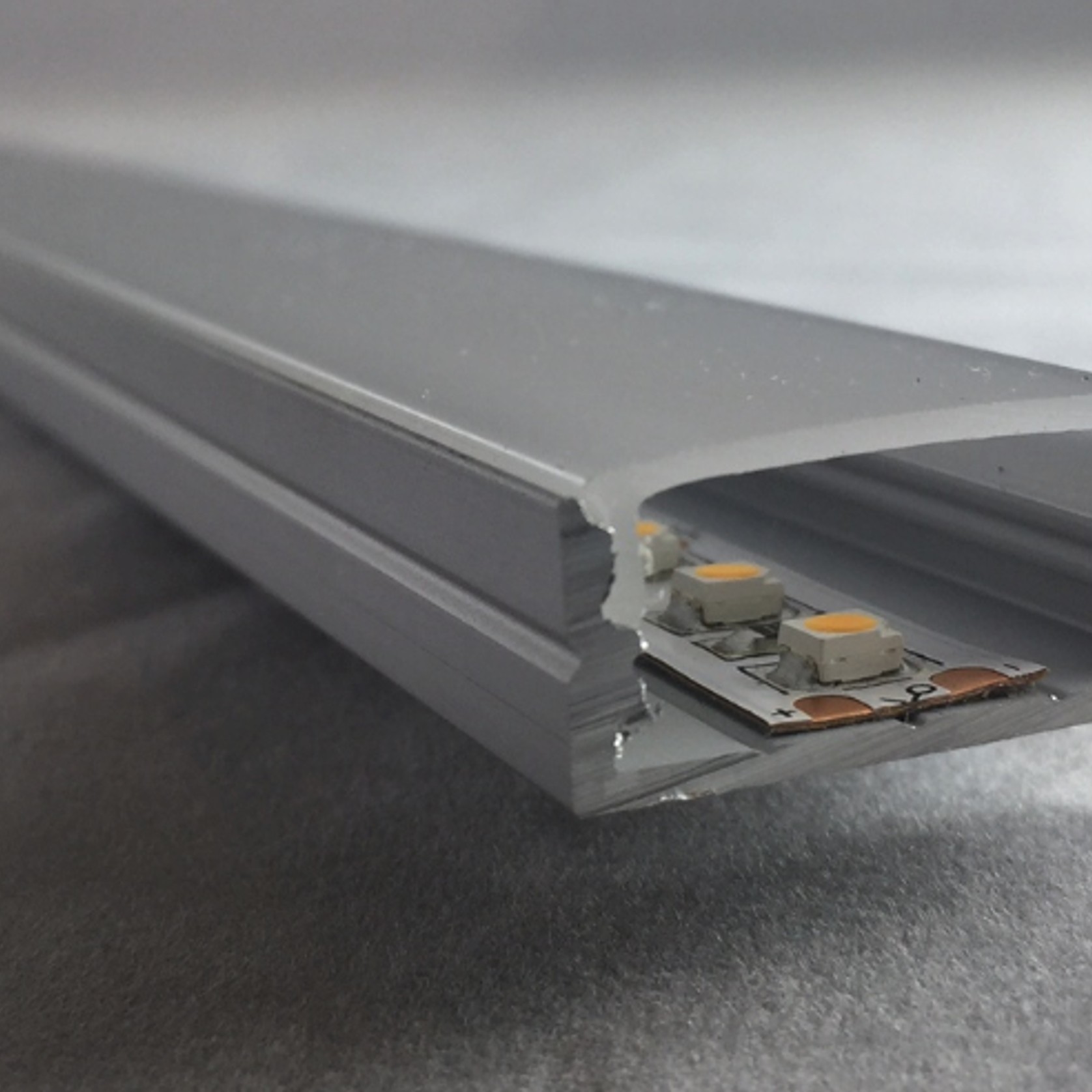 LEN 22 gallery detail image