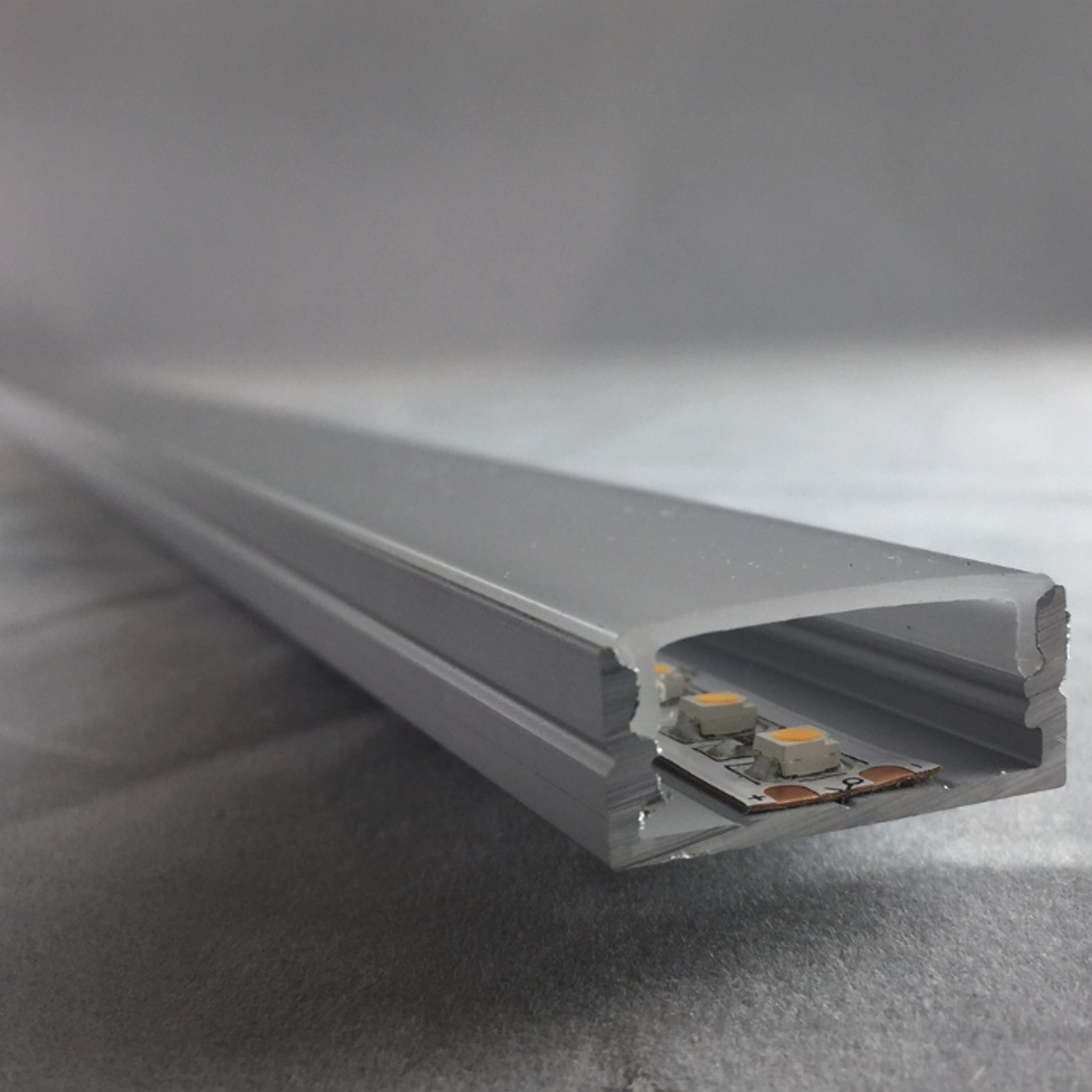 LEN 22 gallery detail image