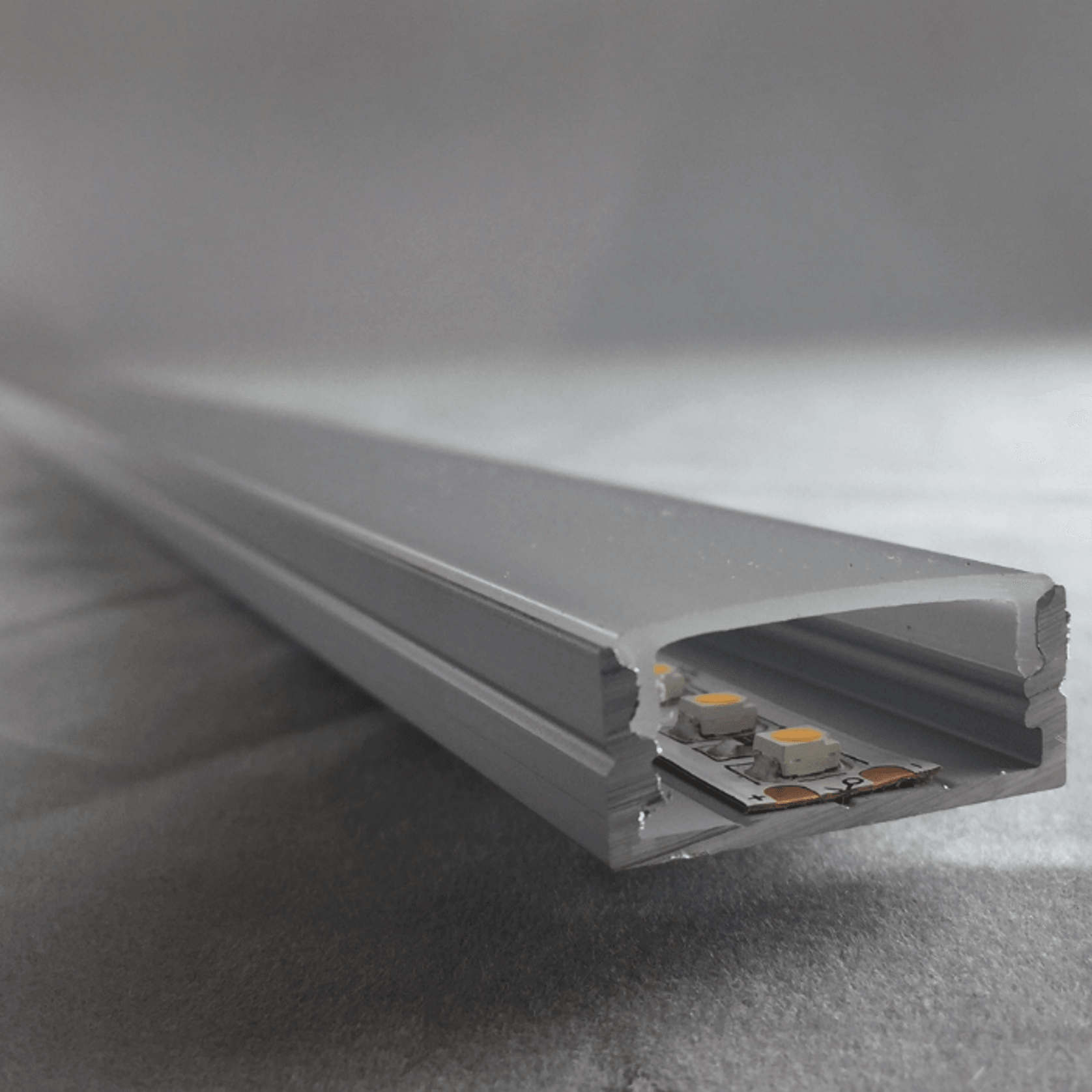 LEN22 gallery detail image