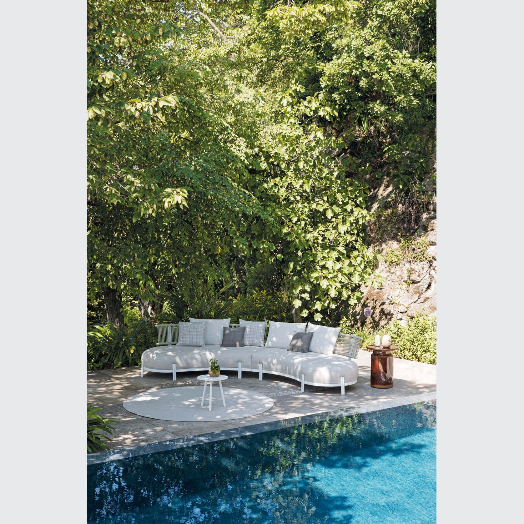 Loto Curved Modular Outdoor Sofa by Atmosphera gallery detail image