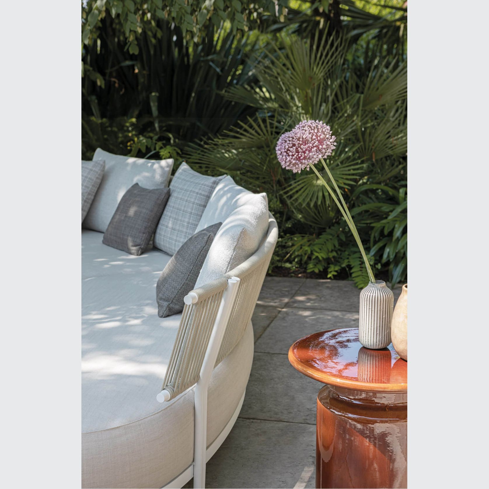 Loto Curved Modular Outdoor Sofa by Atmosphera gallery detail image