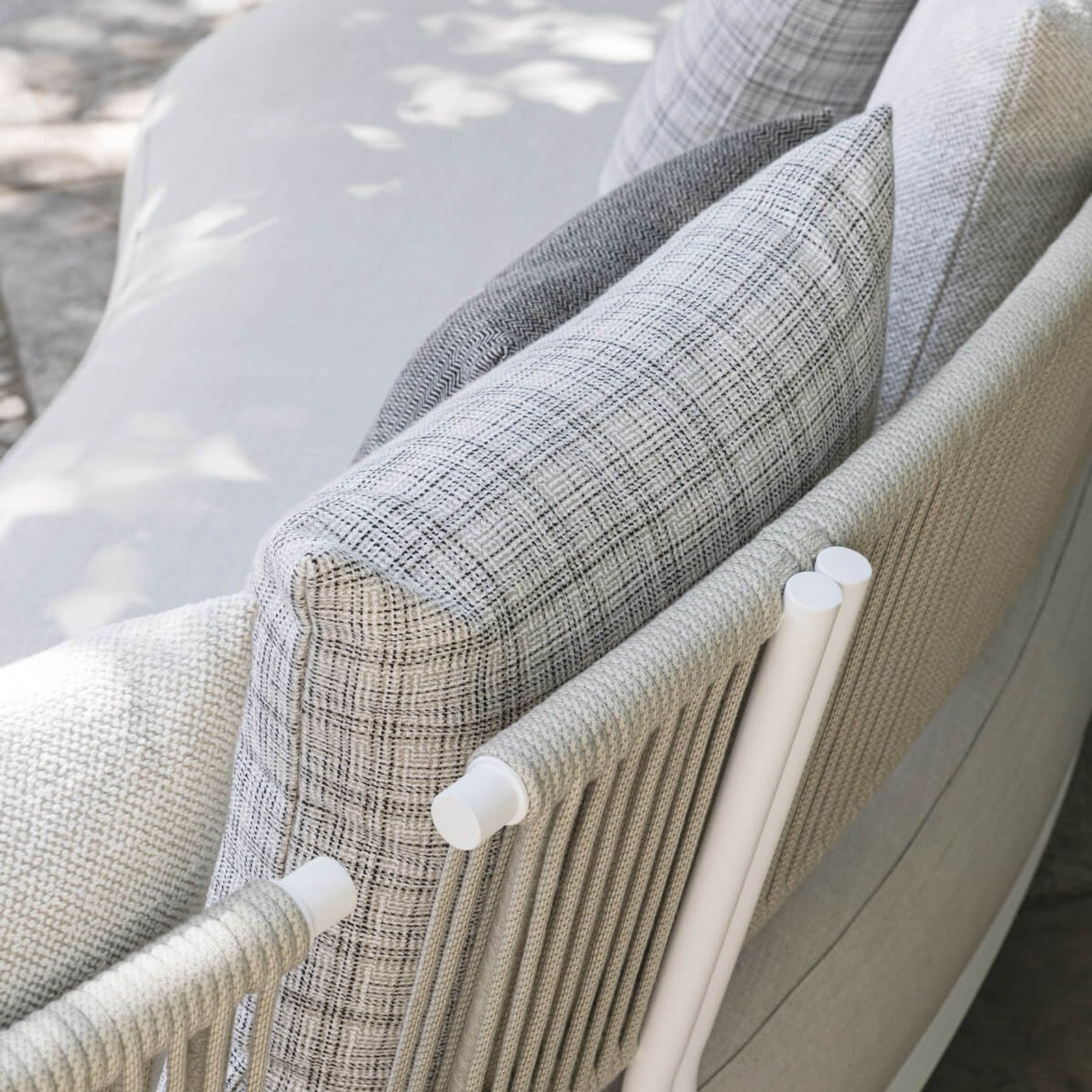 Loto Curved Modular Outdoor Sofa by Atmosphera gallery detail image