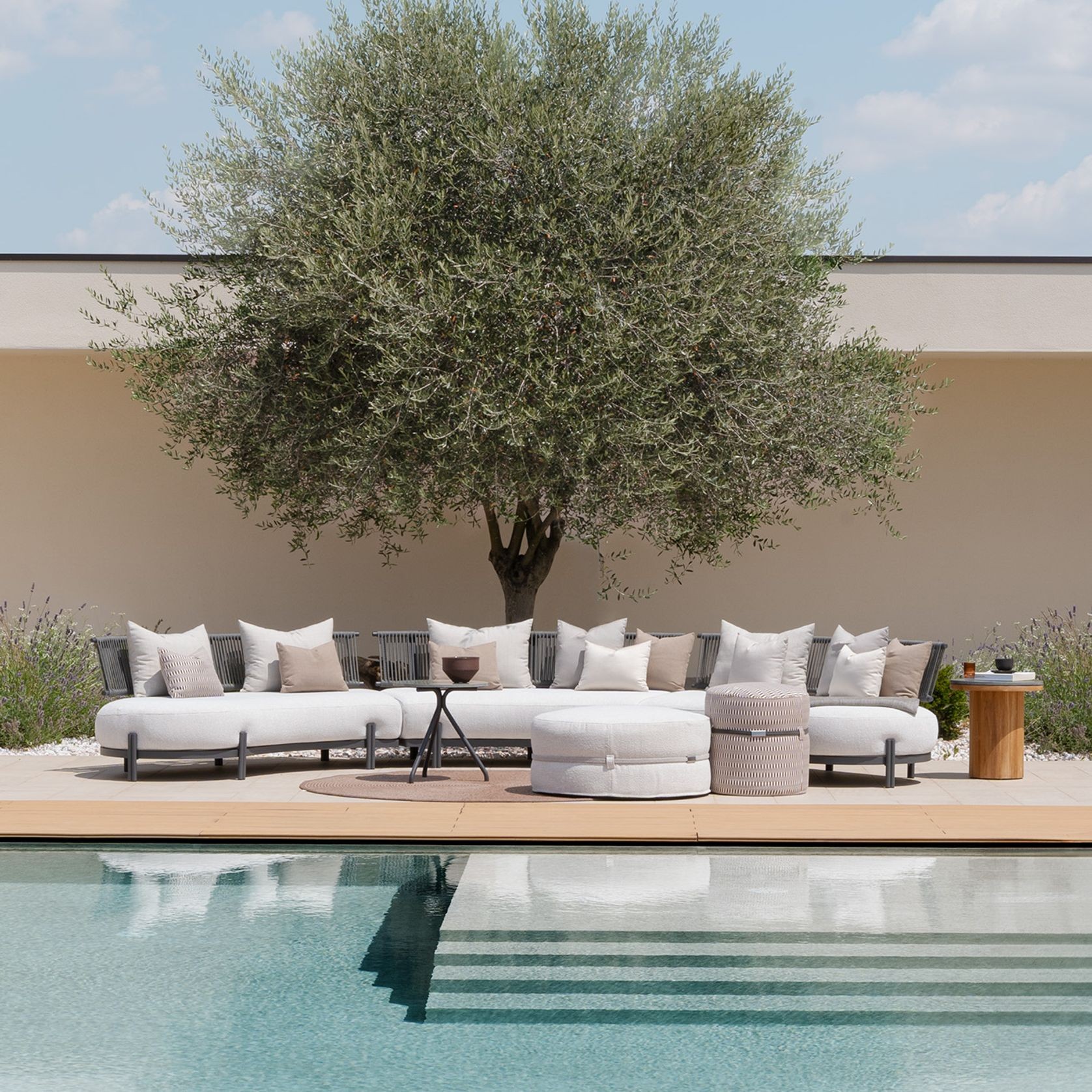 Loto Curved Modular Outdoor Sofa by Atmosphera gallery detail image