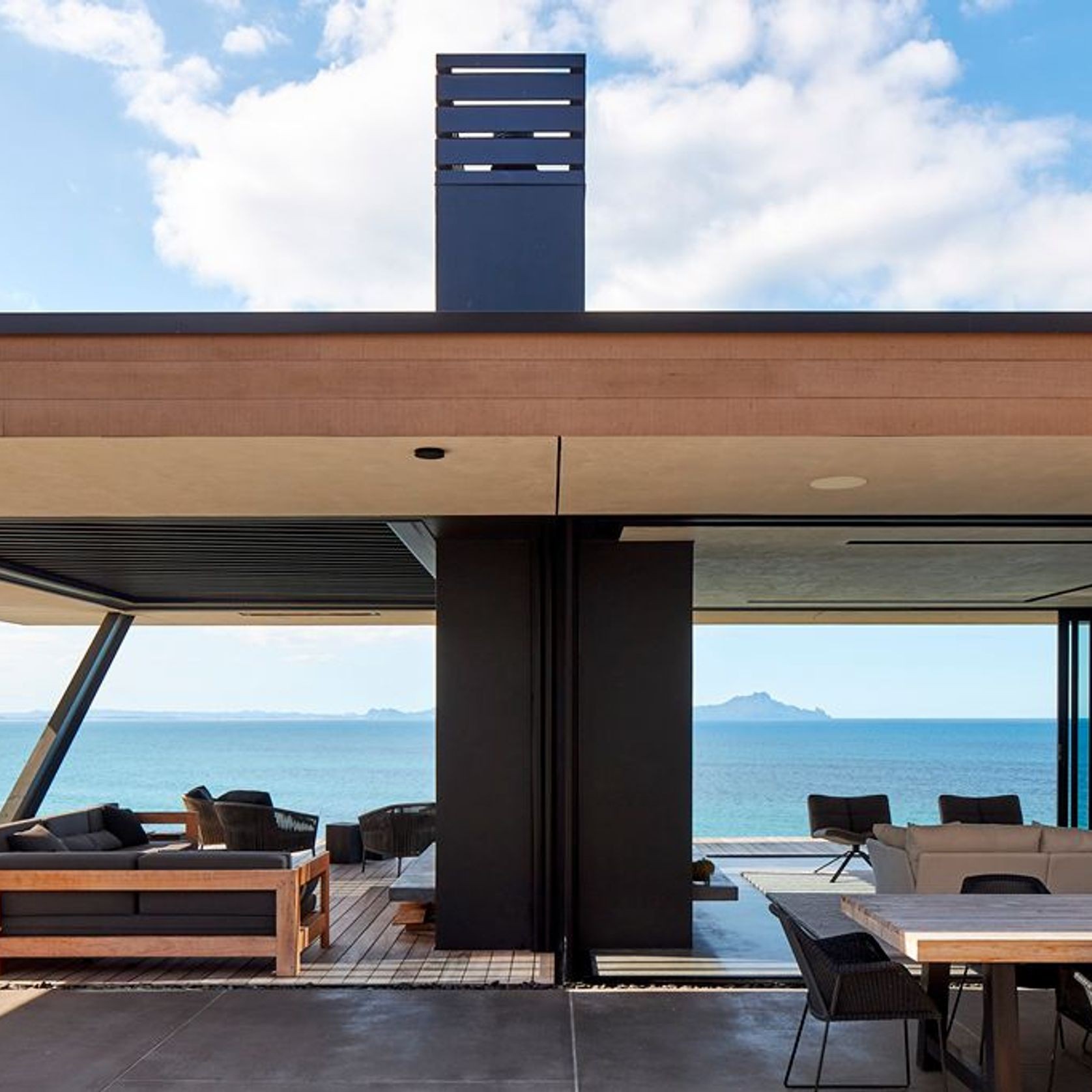 Louvretec Retractable Opening Roof gallery detail image