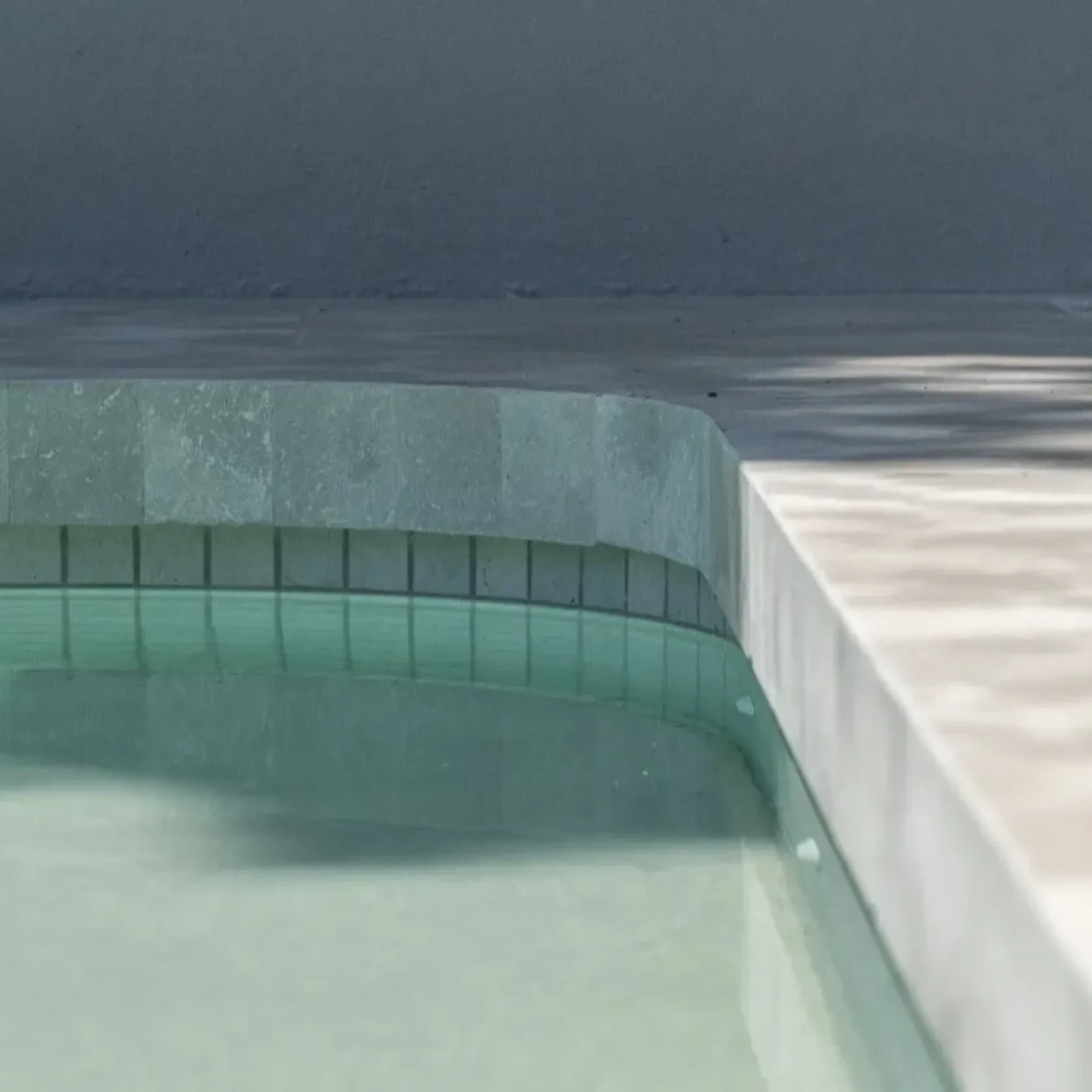 Maddison Tumbled Limestone Pool Coping gallery detail image