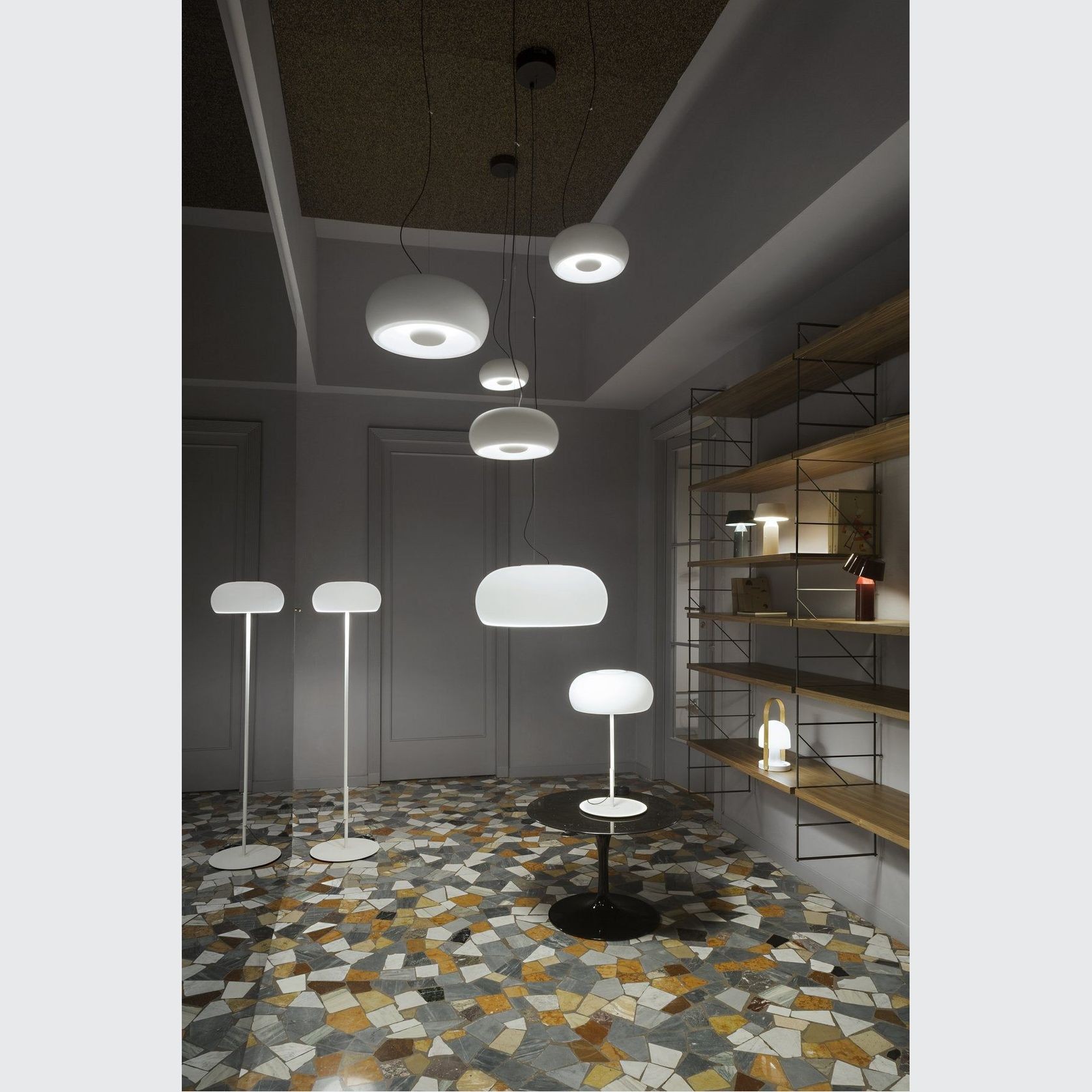 Vetra Table Lamp gallery detail image