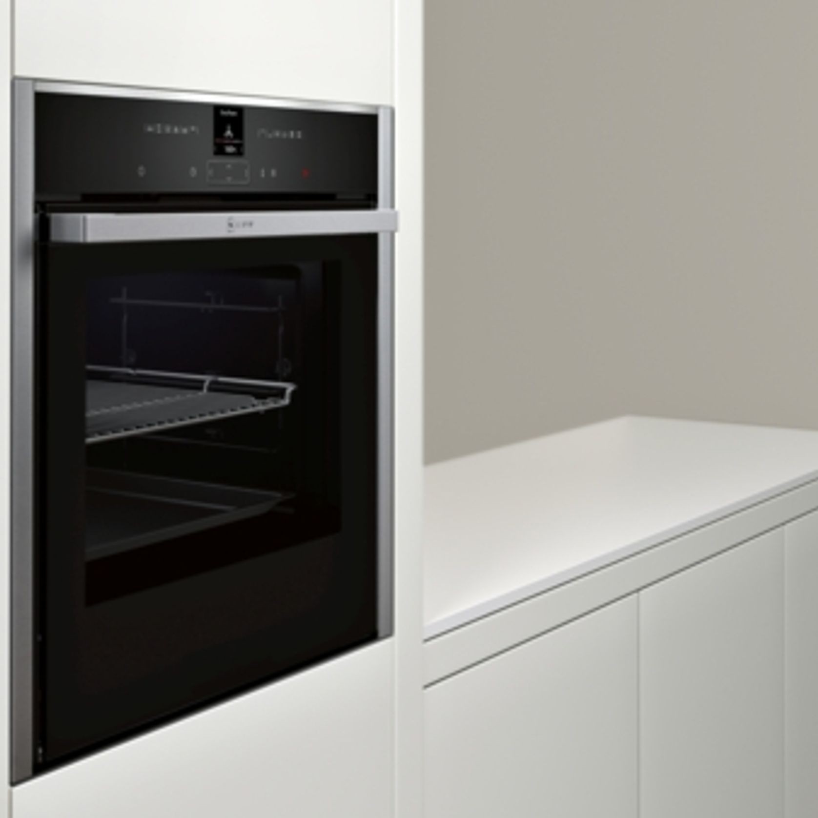 NEFF | Poyrolytic Slide & Hide Oven gallery detail image