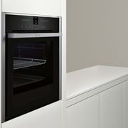 NEFF | Slide&Hide Oven with Steam gallery detail image