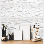 Astonished Calacatta Gold Kit Kat gallery detail image