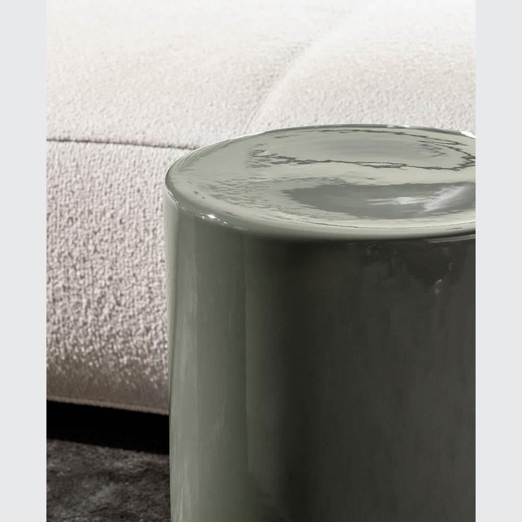 Pilotis Ceramic Side Table by Minotti gallery detail image