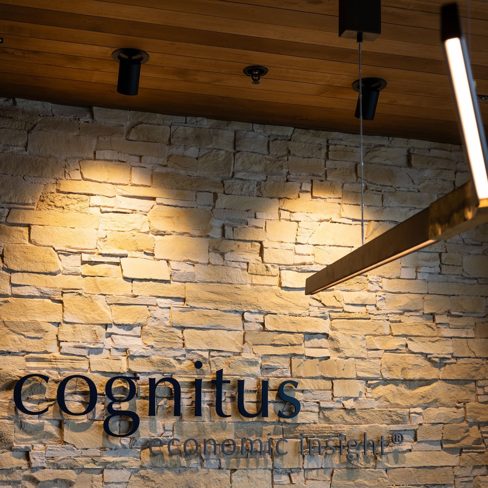 Ledge Stone Wall Panels by Muros | White Castilian Wall gallery detail image