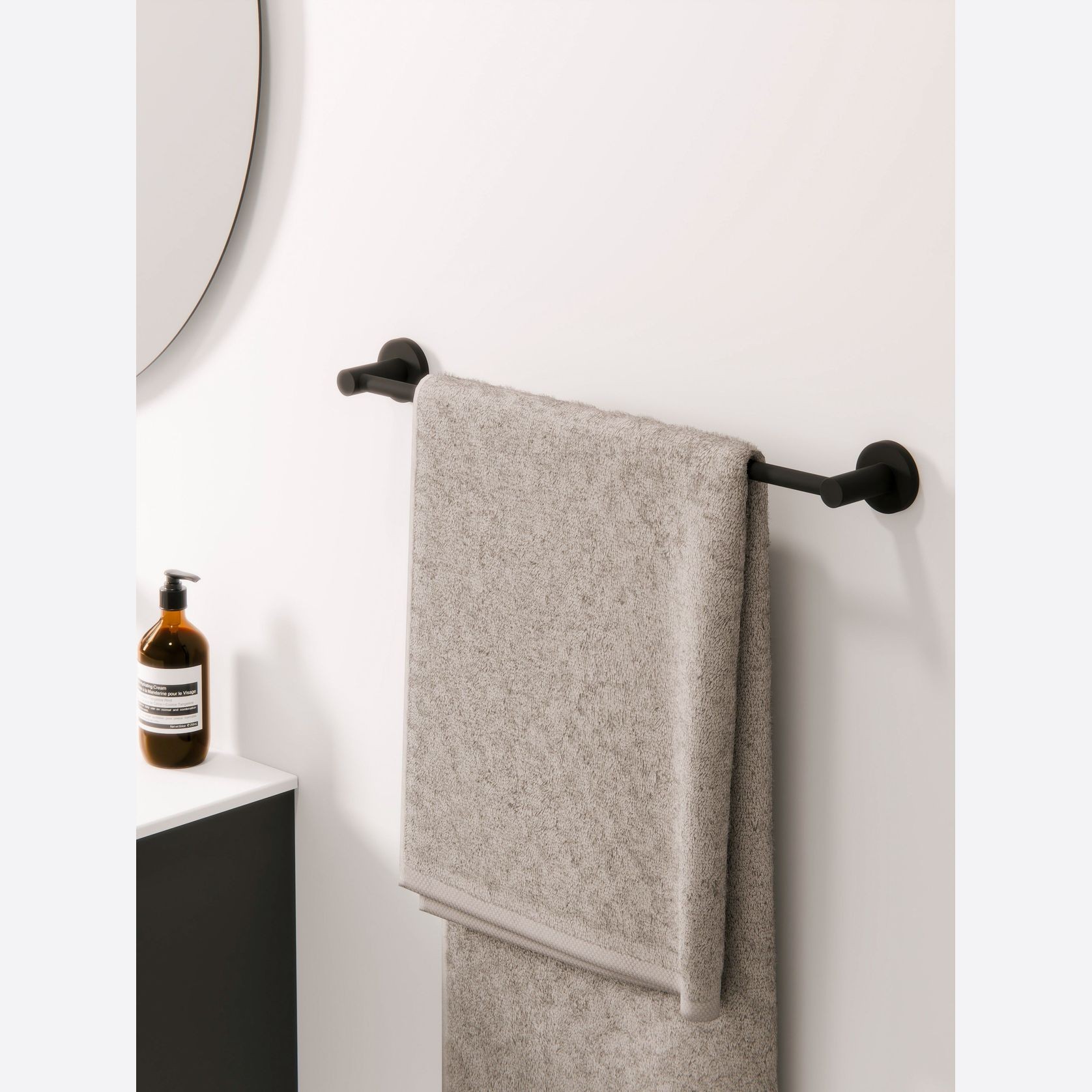 Nature Hand Towel Rail 600mm gallery detail image
