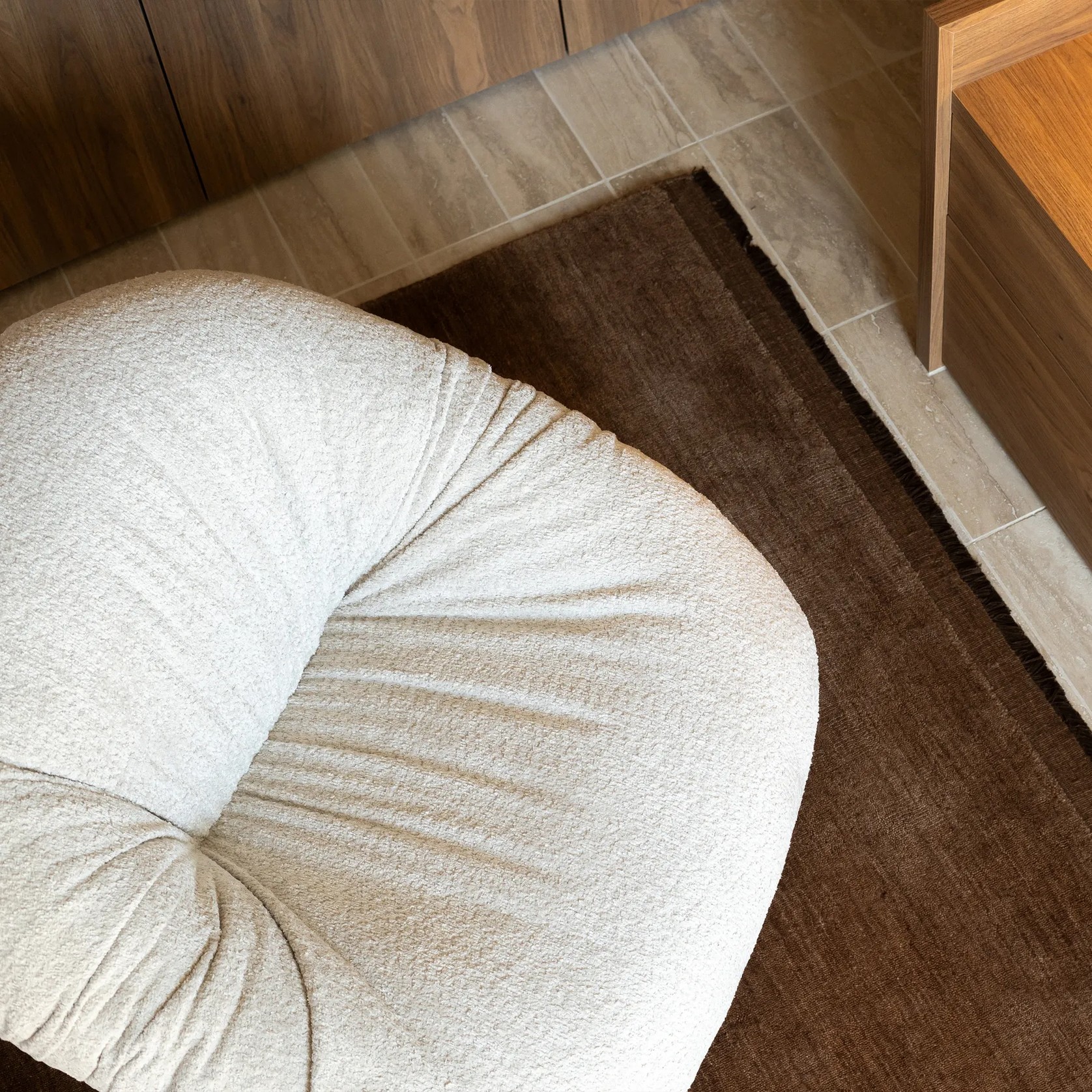 Nestle Lounge Chair gallery detail image