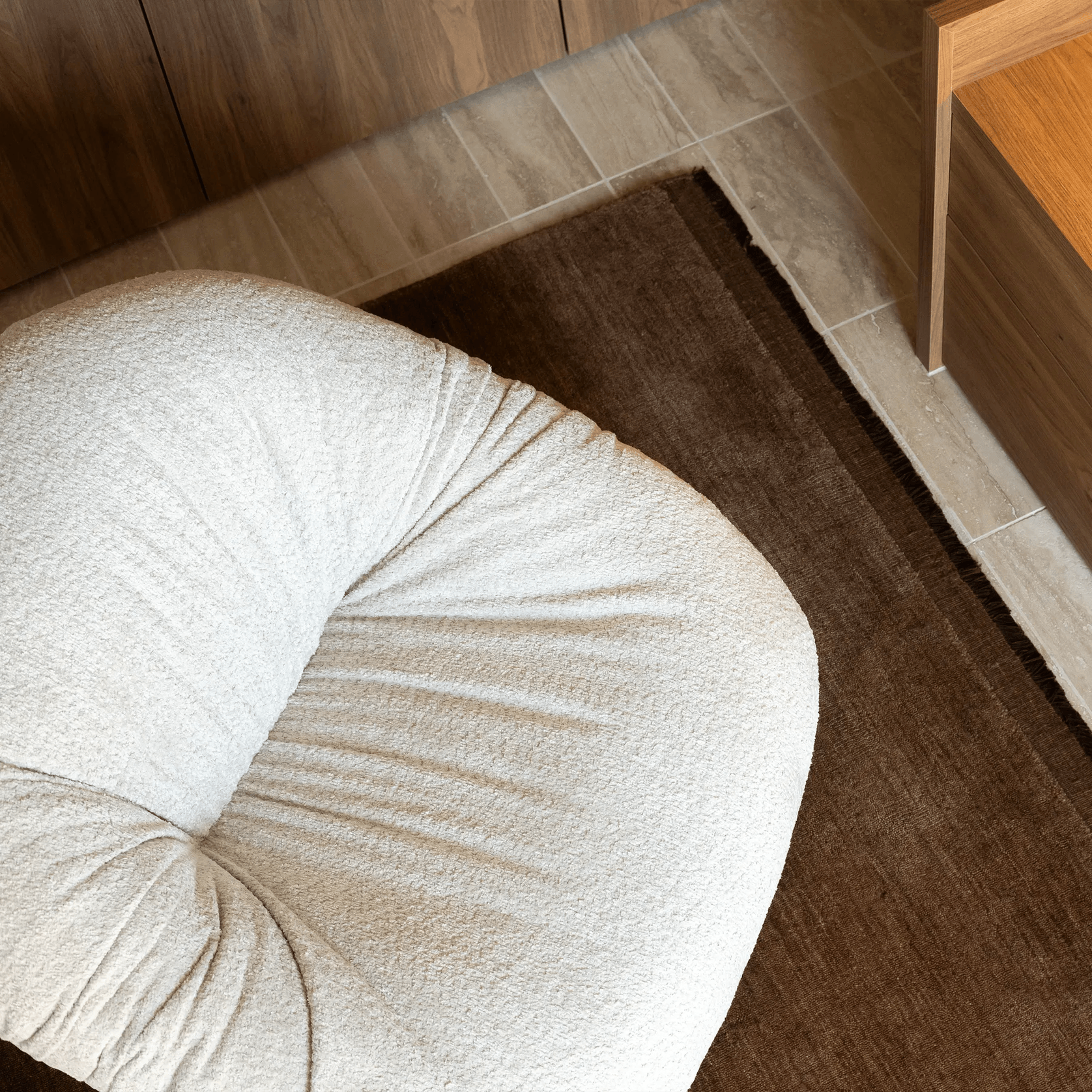 Nestle Lounge Chair gallery detail image