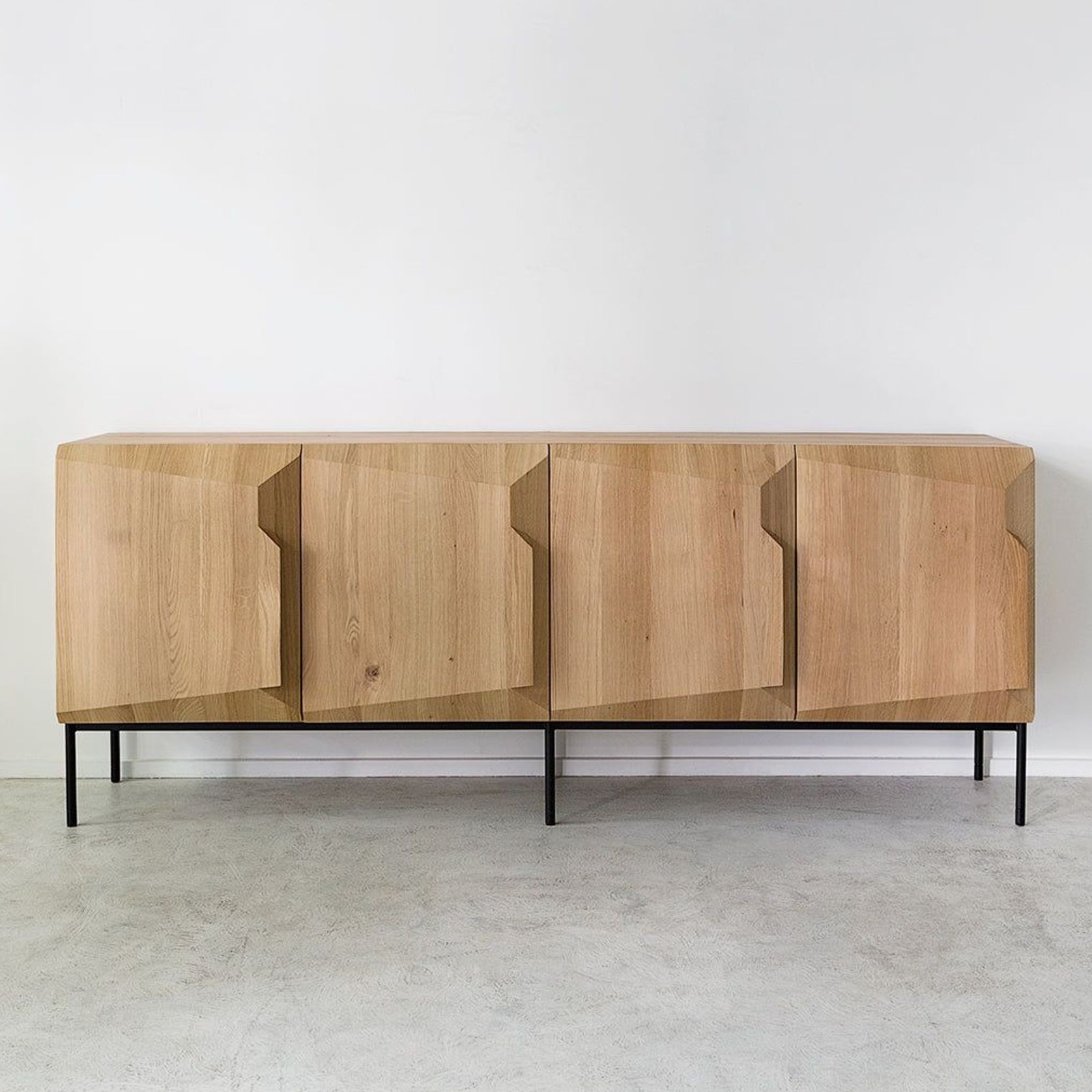 Oak Sideboard / 4 Door gallery detail image