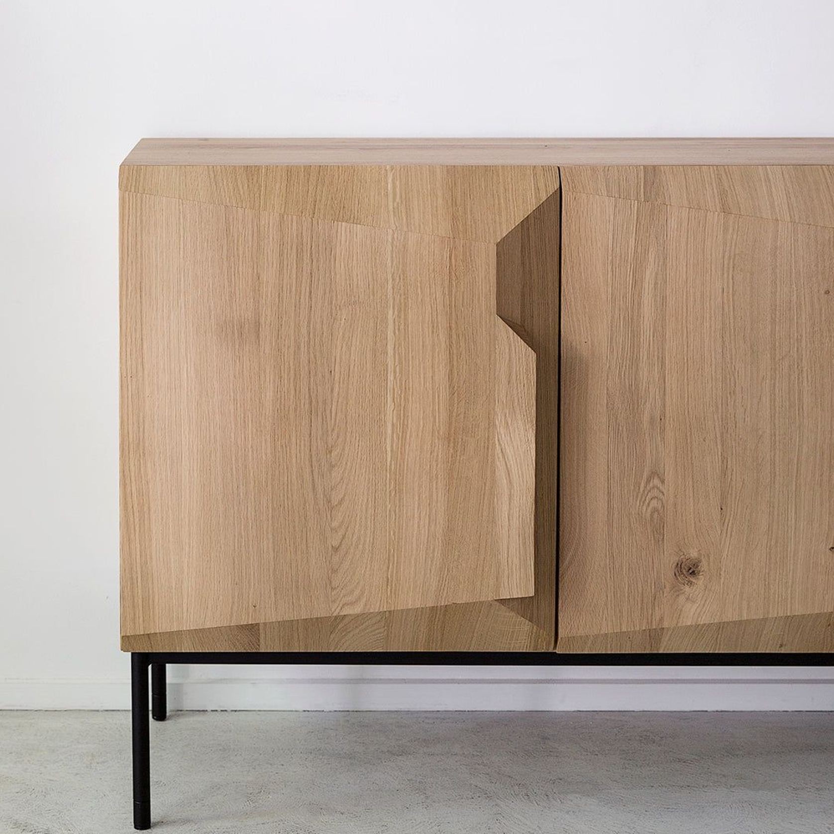 Oak Sideboard / 4 Door gallery detail image