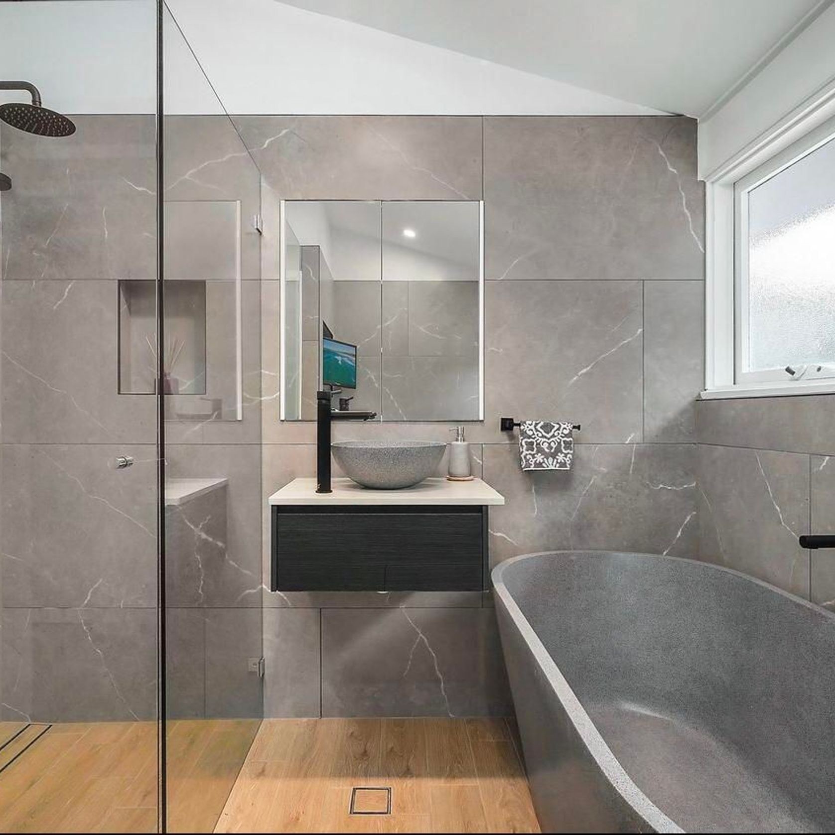 Pietra Bianca Olive Freestanding Stone Bath gallery detail image