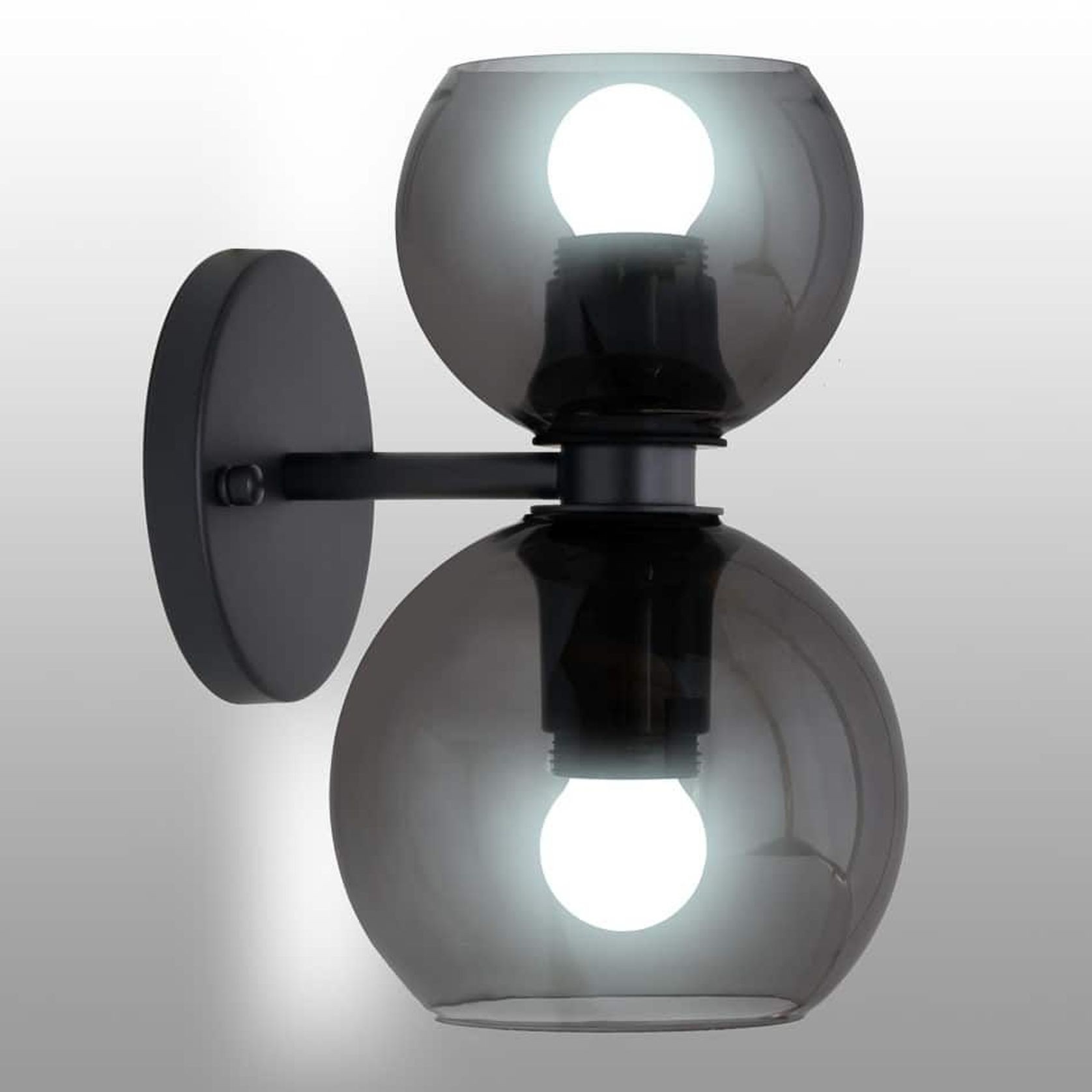 Oyster Wall Light gallery detail image