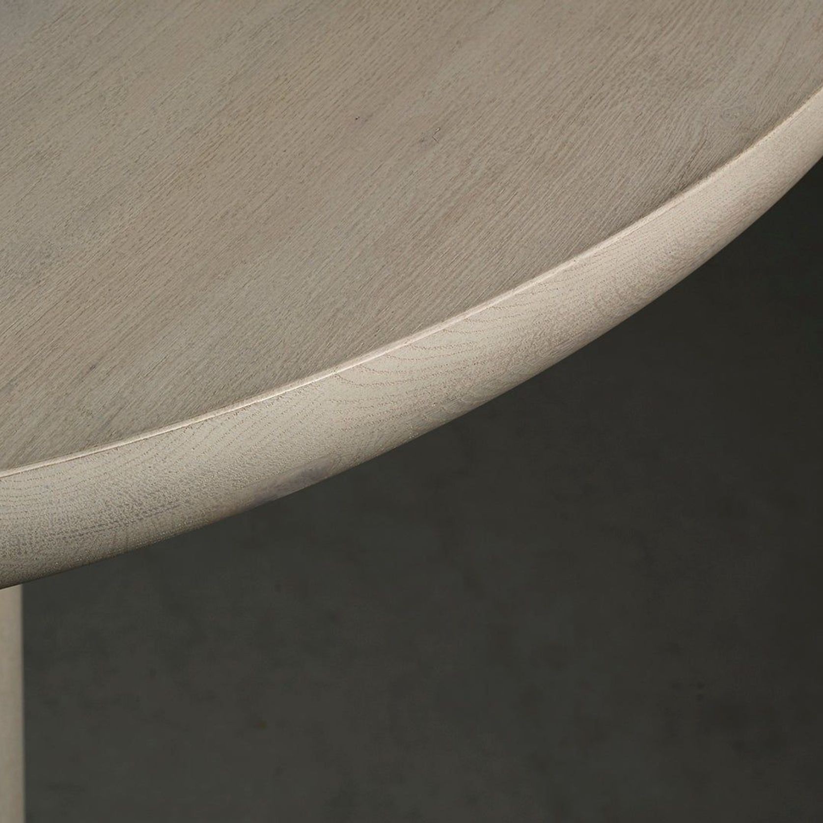 Olle dining table gallery detail image