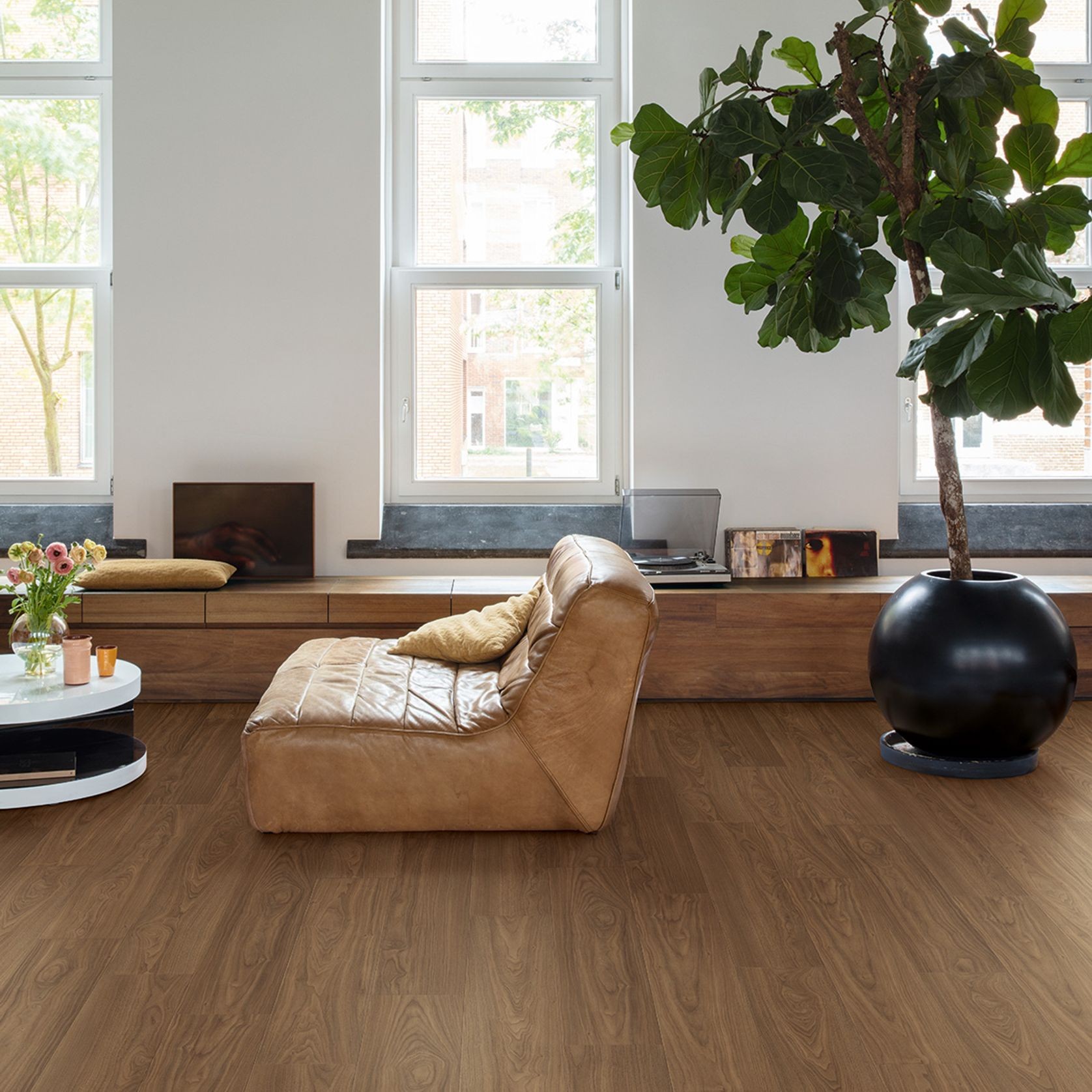 Quick-Step Perspective Nature Chic Walnut Laminate Flooring gallery detail image