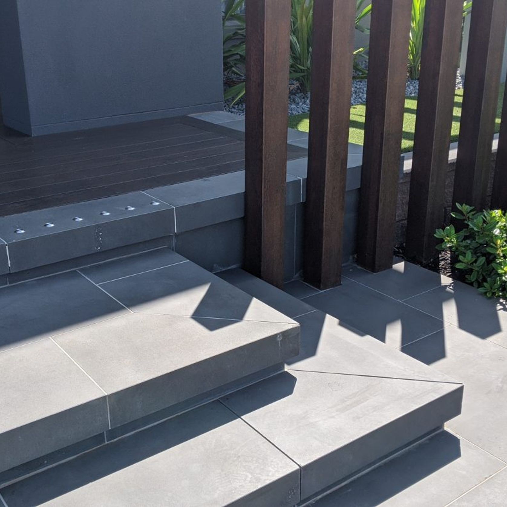 Premium Bluestone Pool Coping gallery detail image