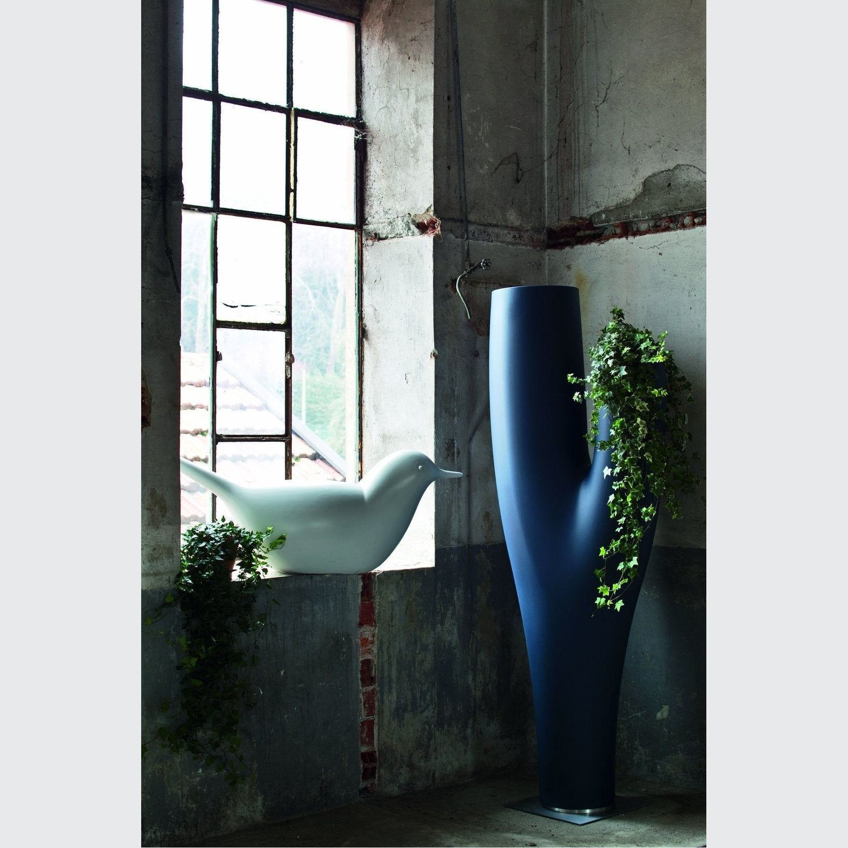 Paloma gallery detail image