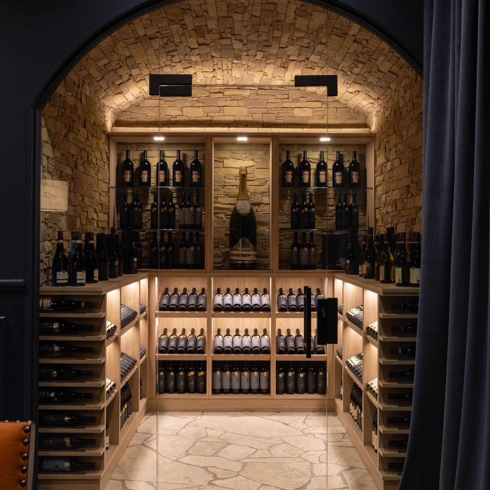 Ledge Stone Wall Panels by Muros | Earth Stacked Stone gallery detail image
